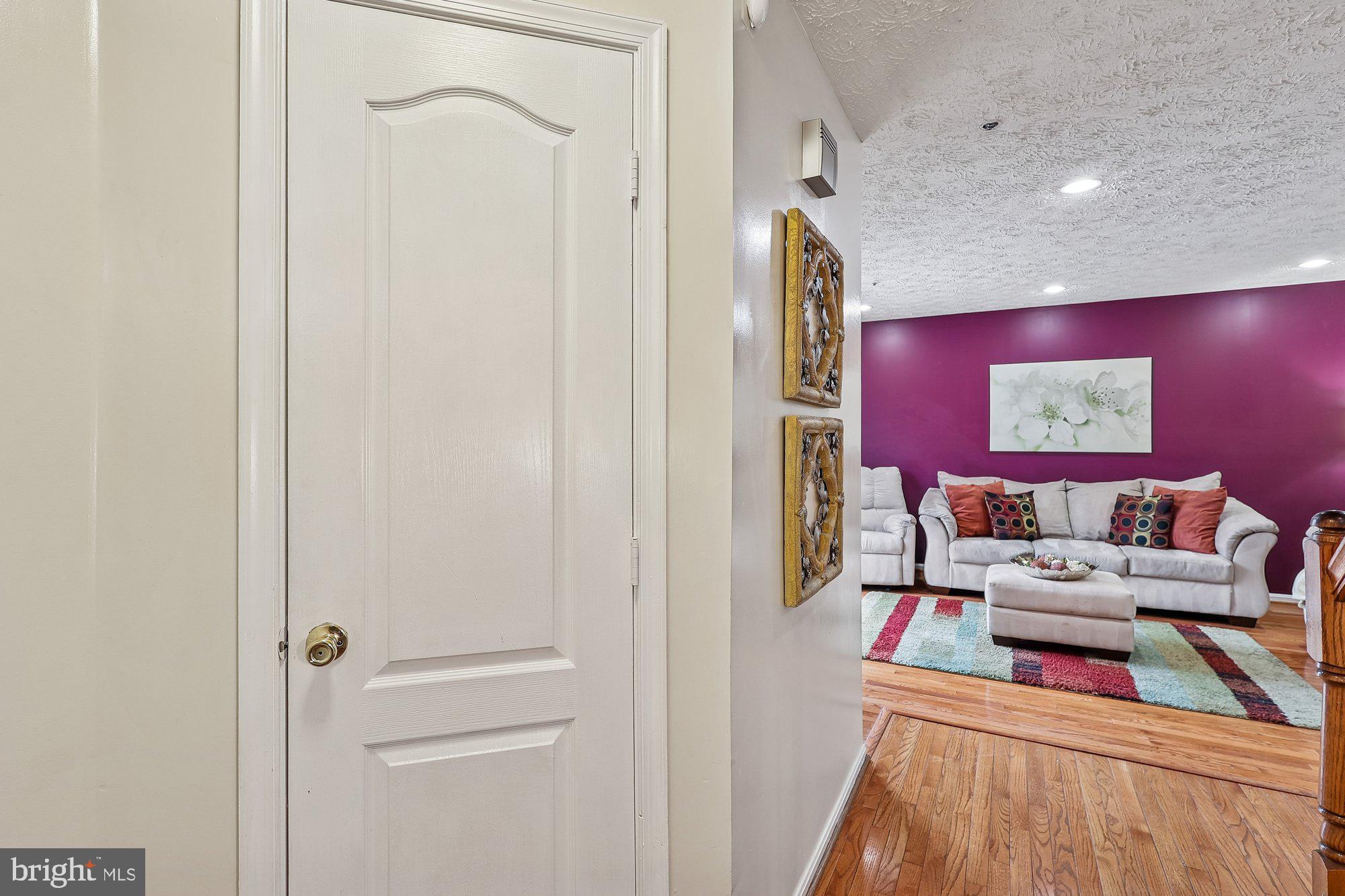 MARLBORO MEADOWS - Residential