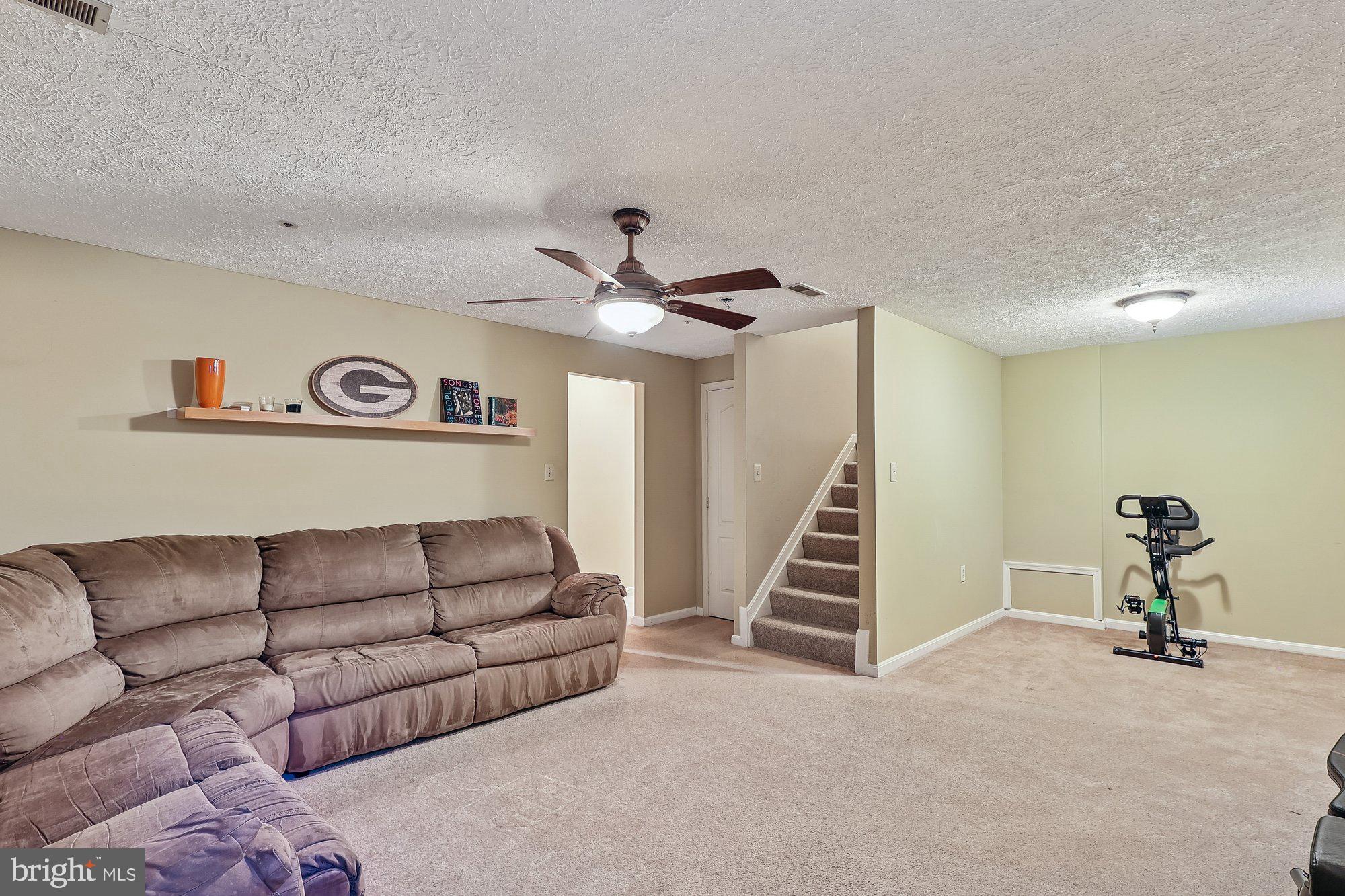 MARLBORO MEADOWS - Residential