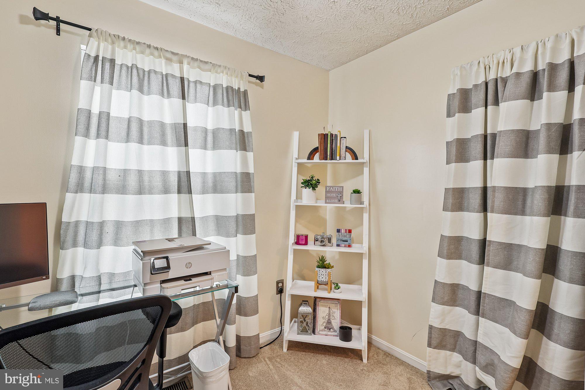 MARLBORO MEADOWS - Residential