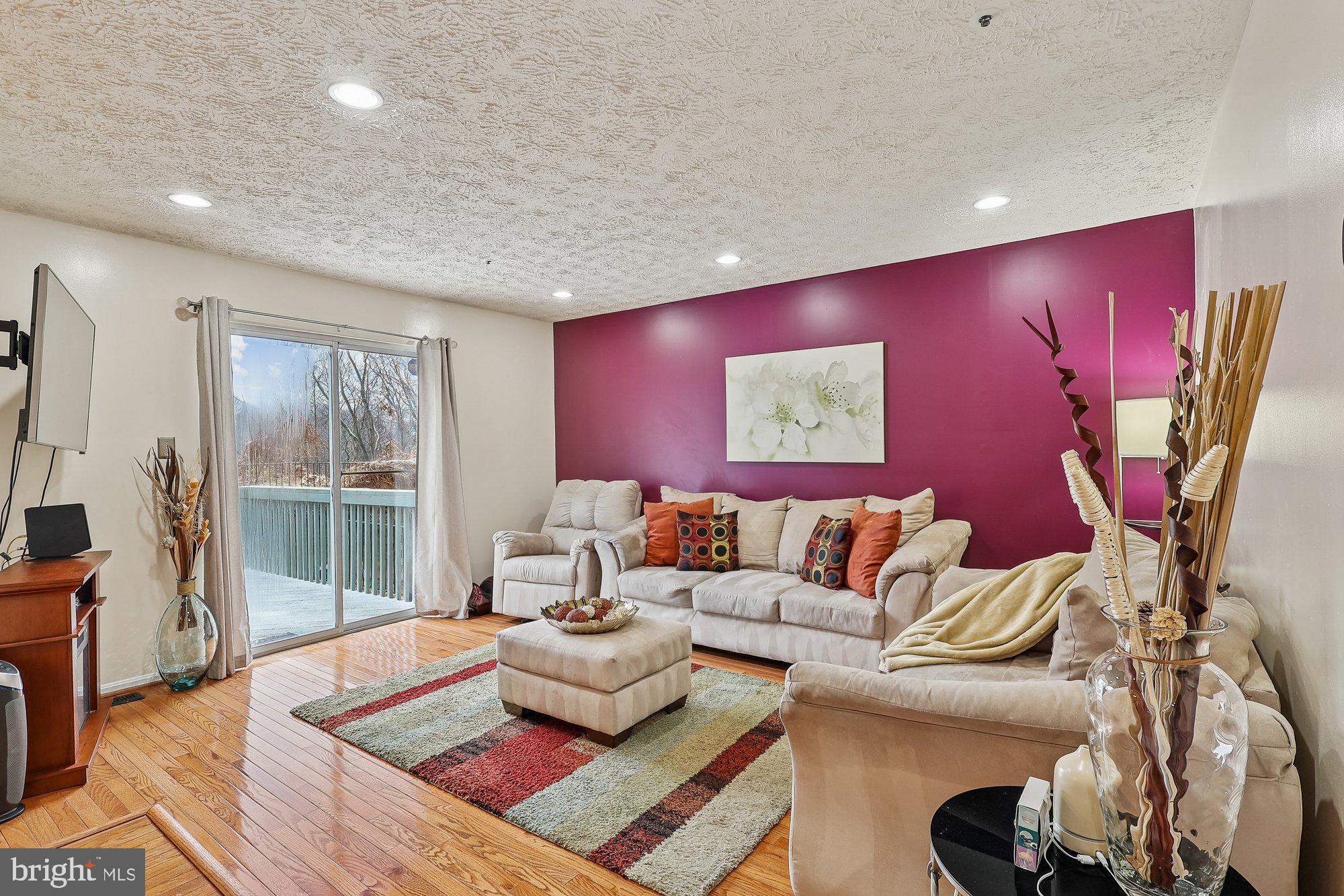 MARLBORO MEADOWS - Residential