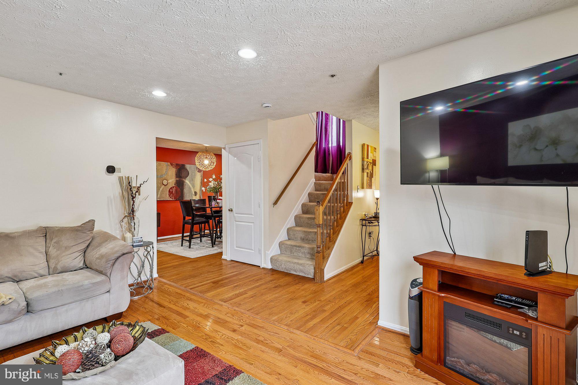 MARLBORO MEADOWS - Residential