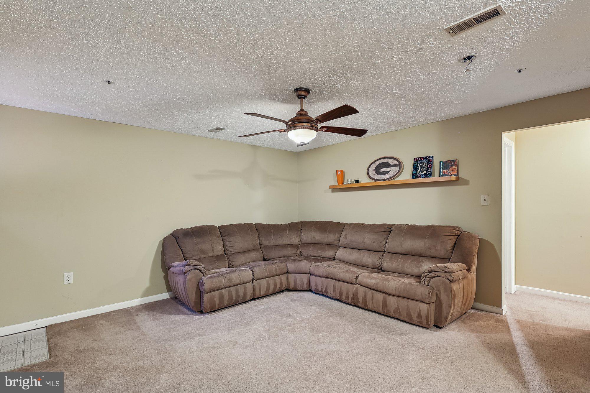 MARLBORO MEADOWS - Residential