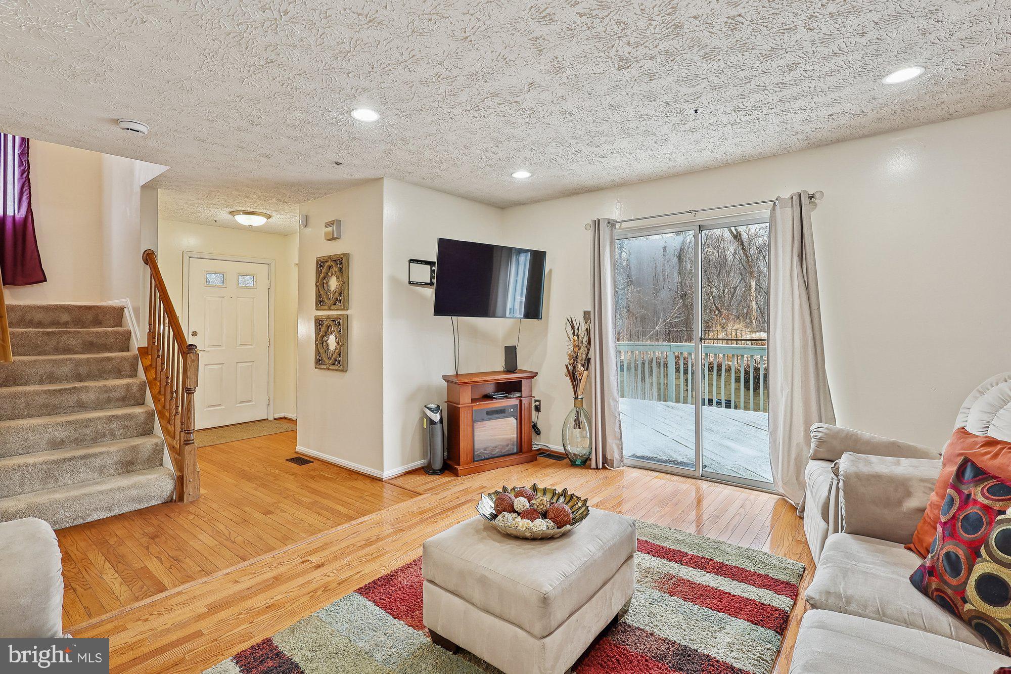 MARLBORO MEADOWS - Residential