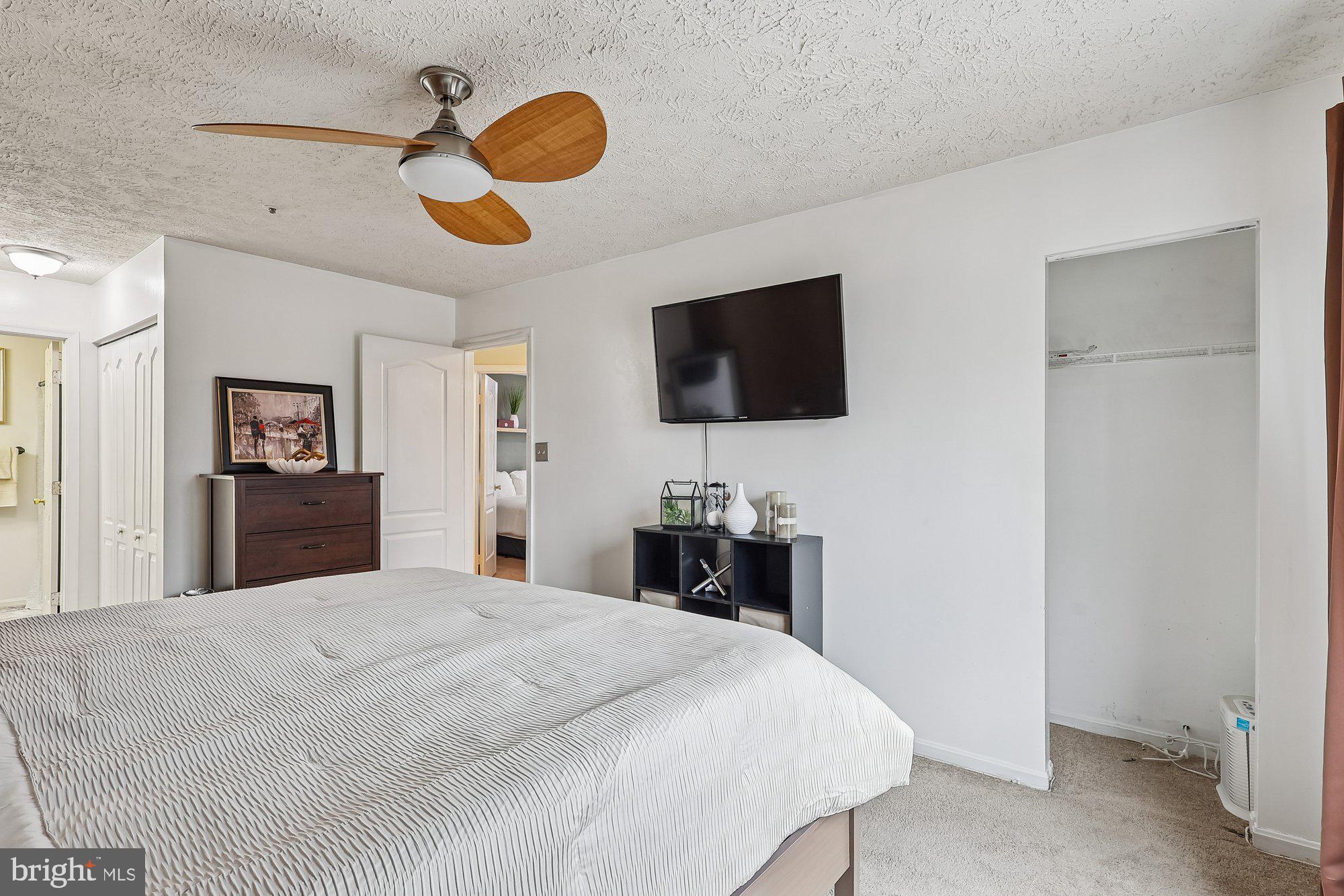 MARLBORO MEADOWS - Residential