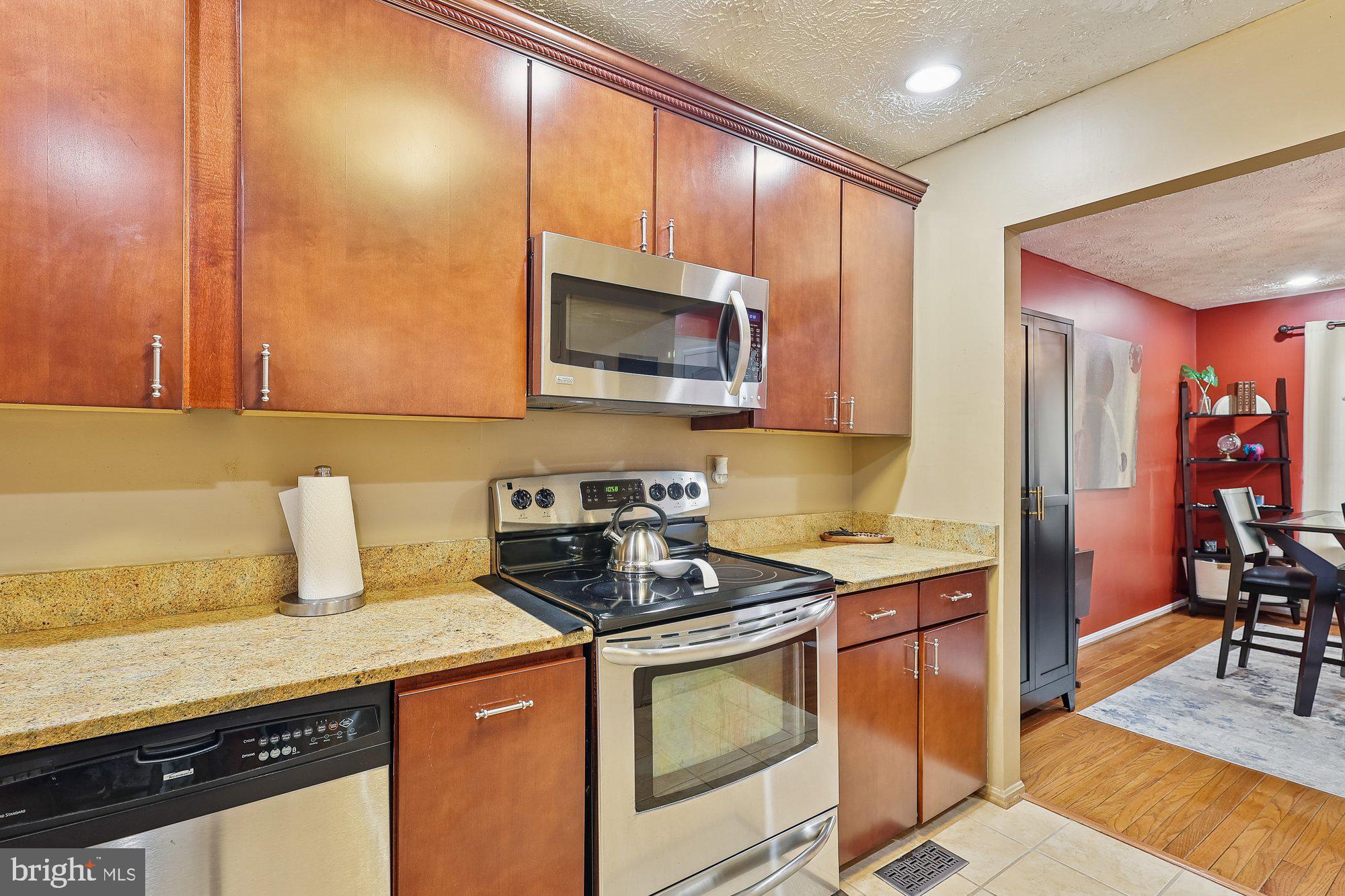 MARLBORO MEADOWS - Residential