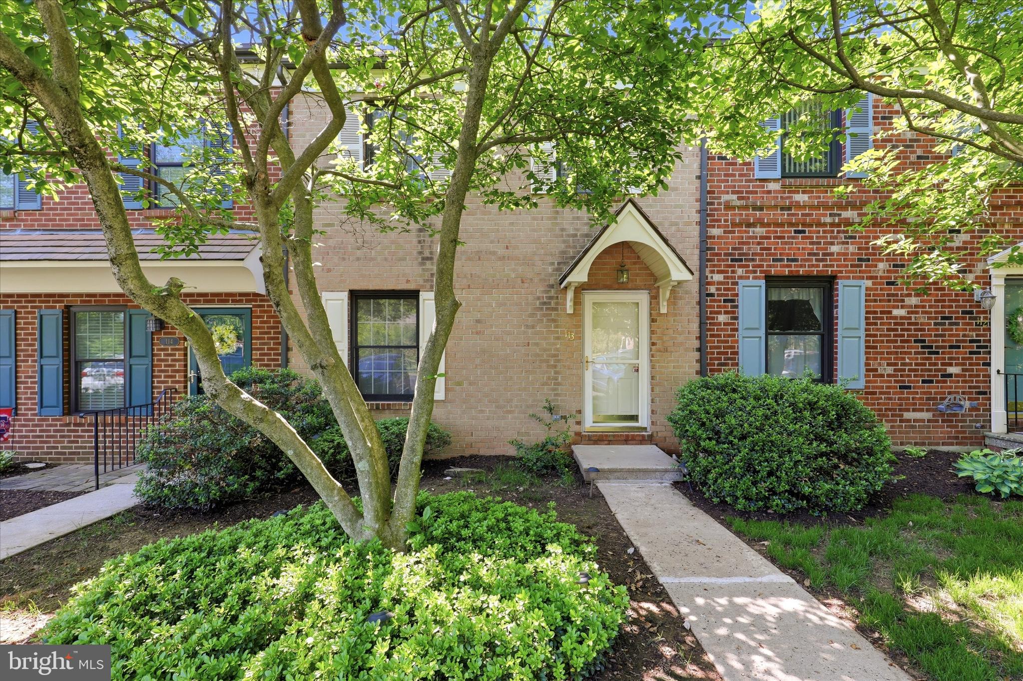 FAIRWAYS - Residential