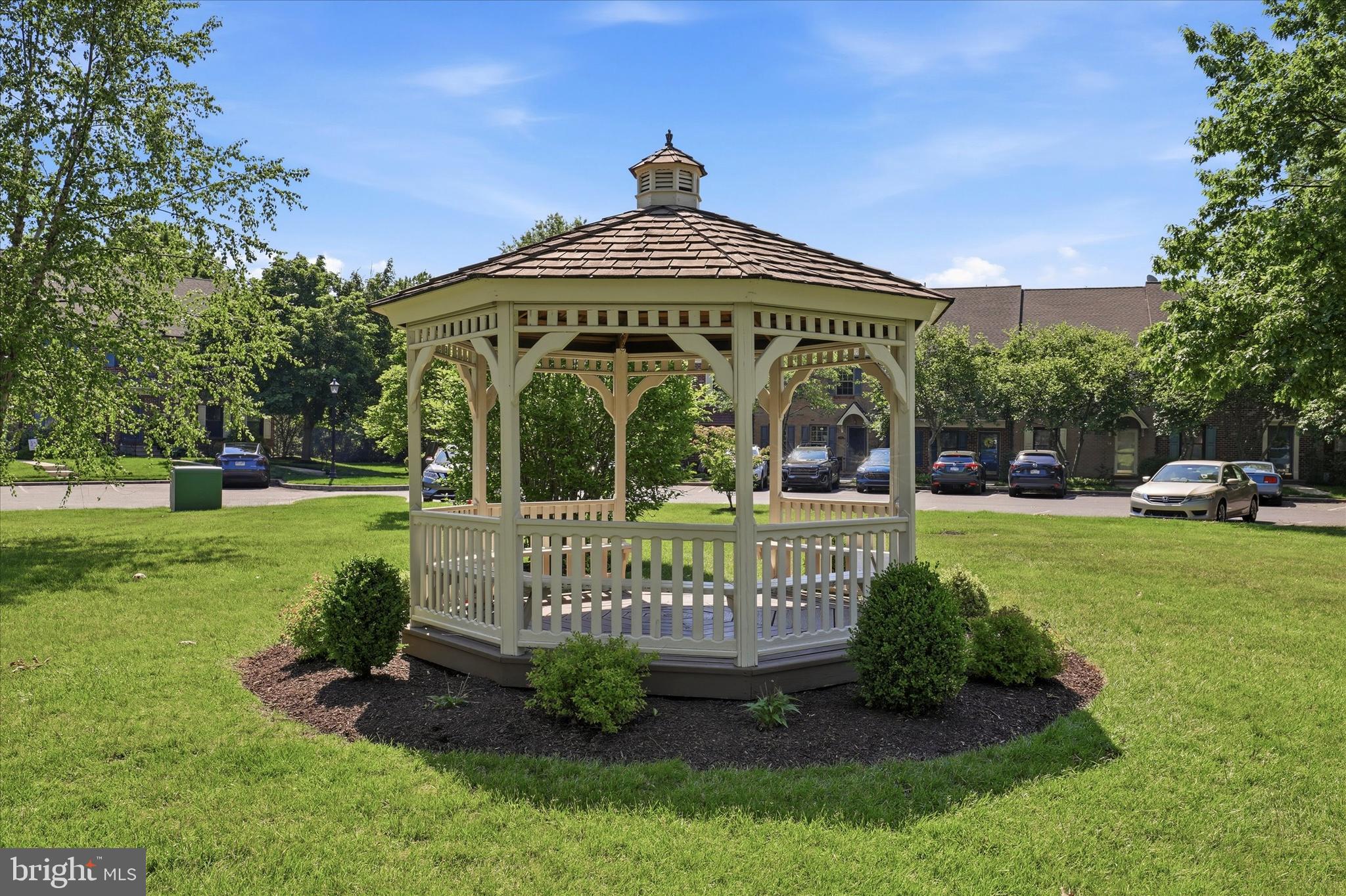 FAIRWAYS - Residential