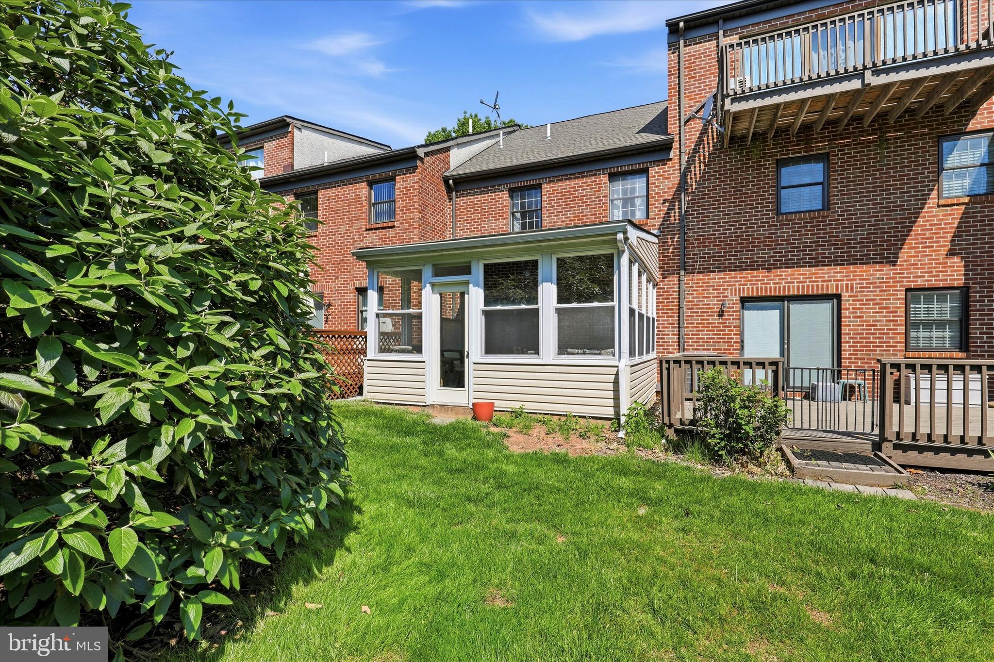 FAIRWAYS - Residential