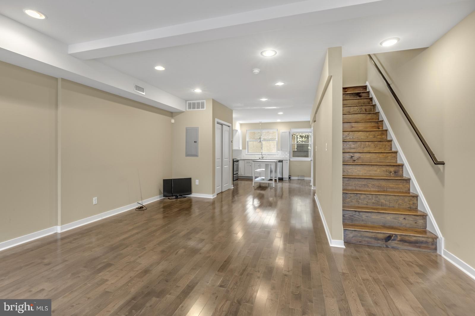 FISHTOWN - Residential Lease