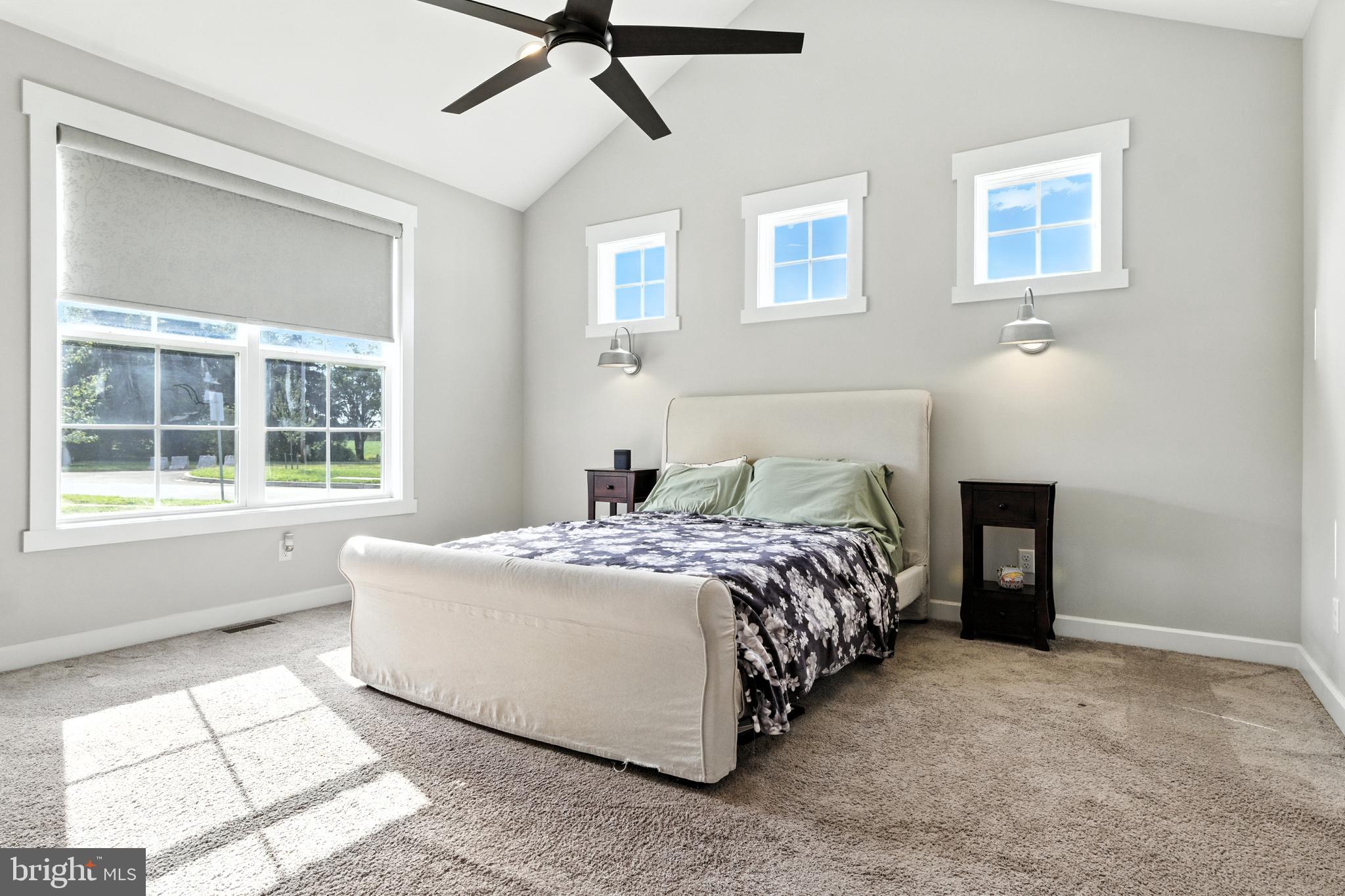 SALEM OVERLOOK - Residential