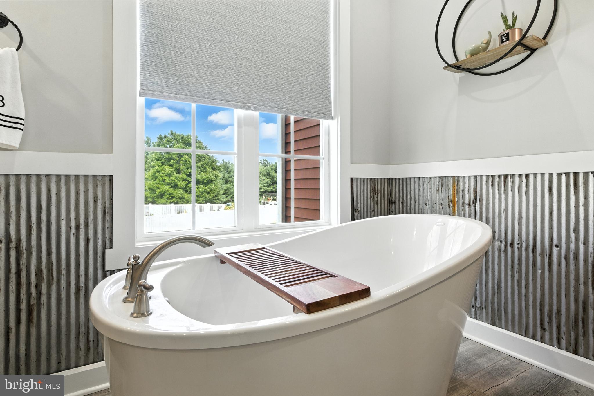 SALEM OVERLOOK - Residential