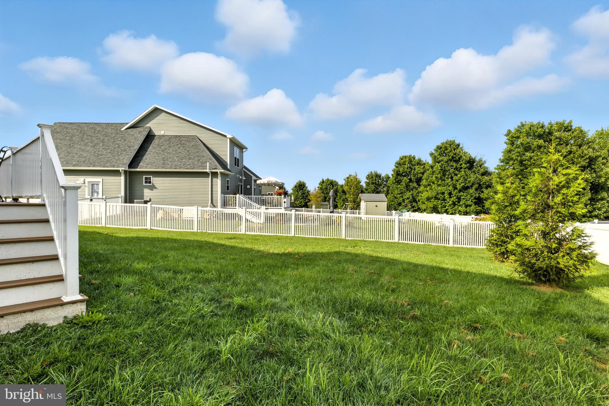 SALEM OVERLOOK - Residential