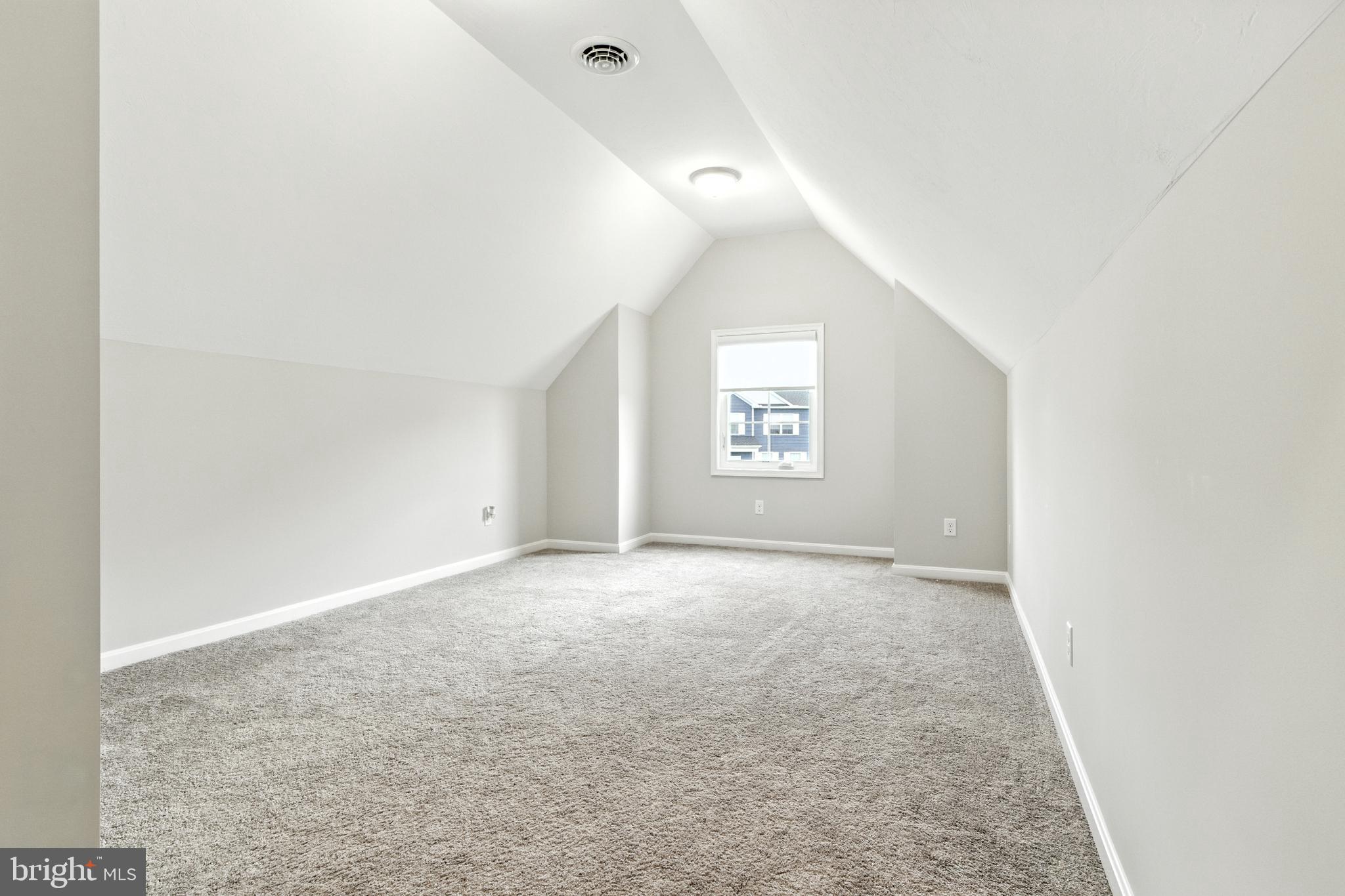 SALEM OVERLOOK - Residential