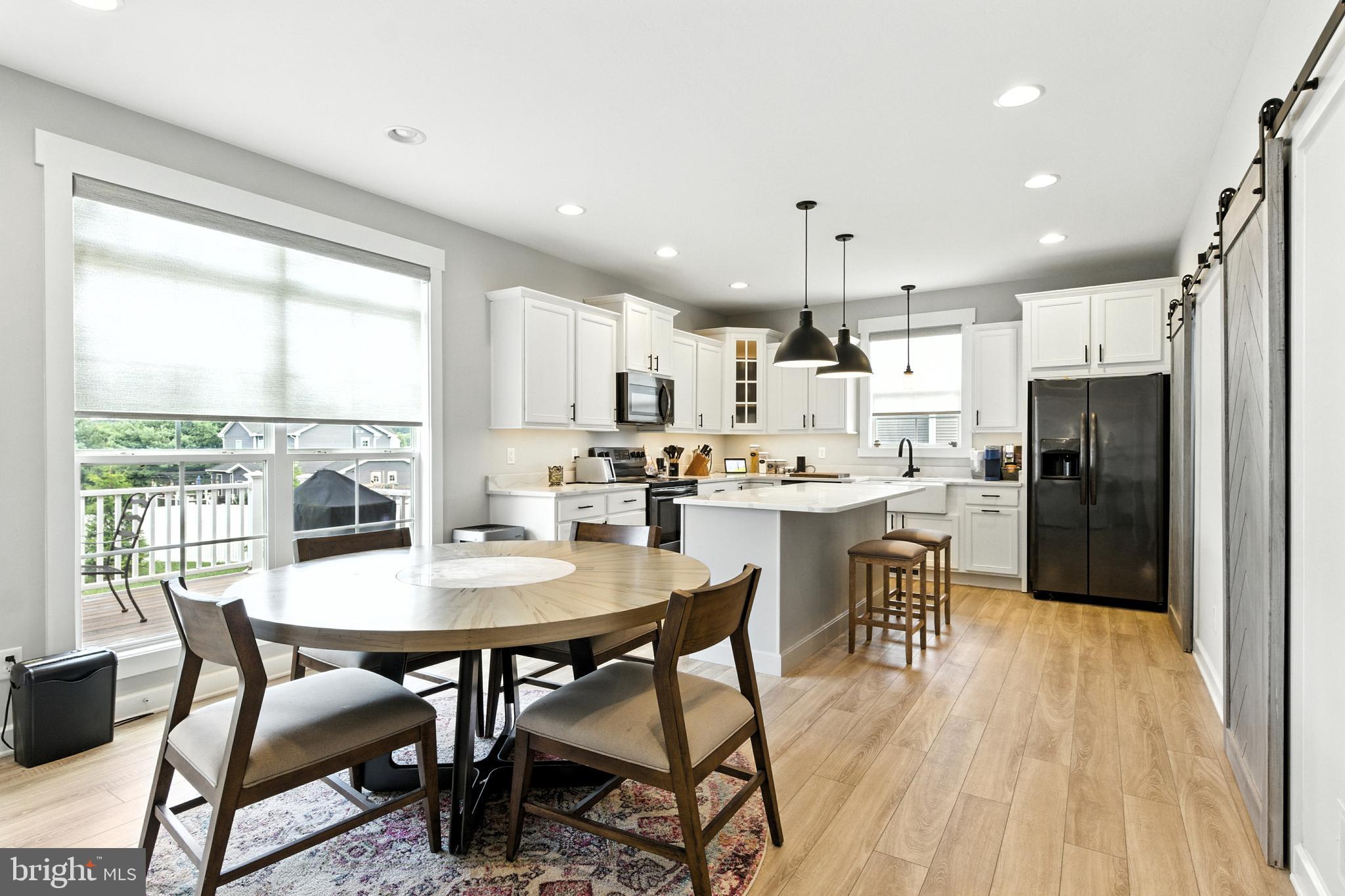 SALEM OVERLOOK - Residential