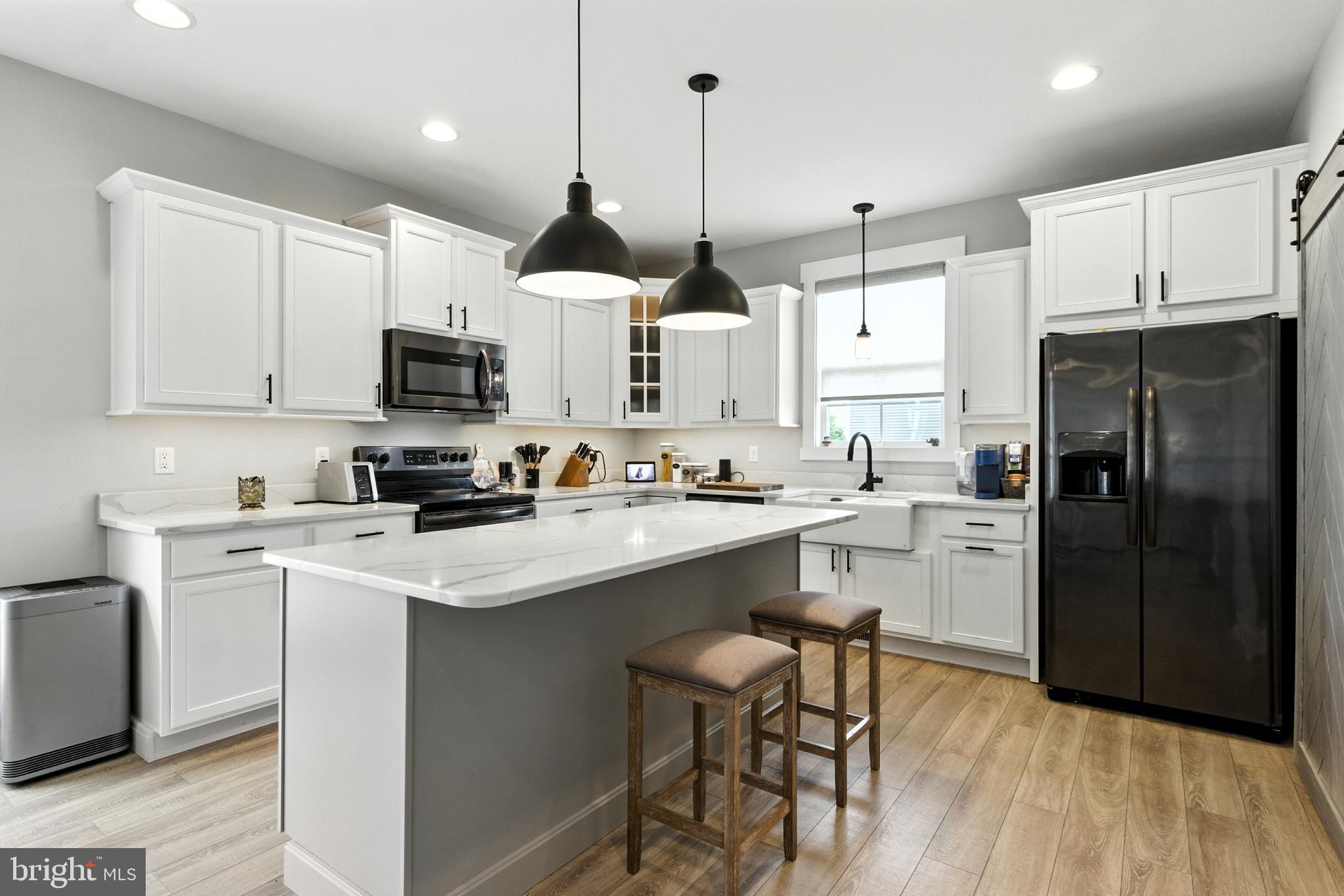 SALEM OVERLOOK - Residential