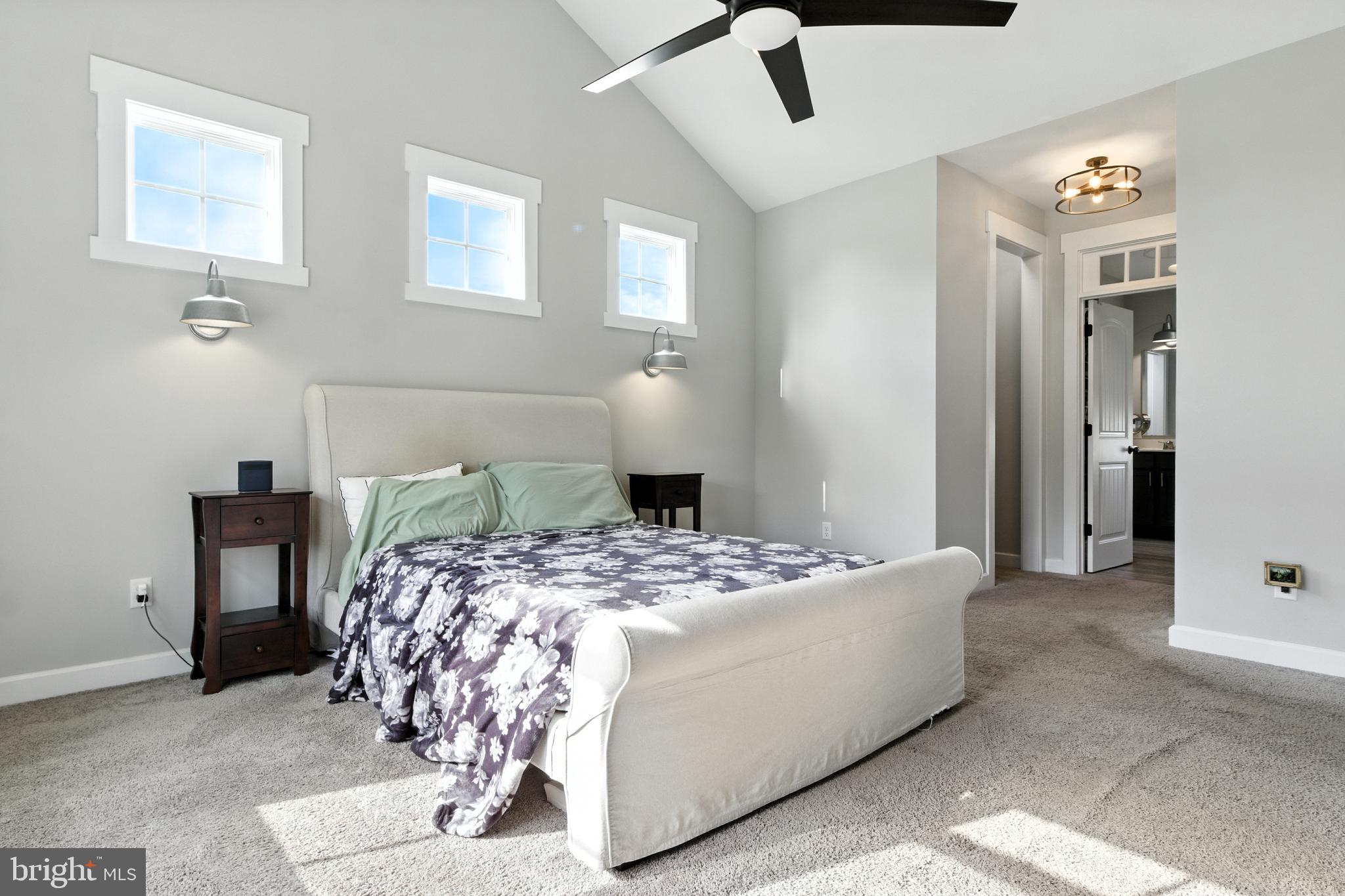 SALEM OVERLOOK - Residential