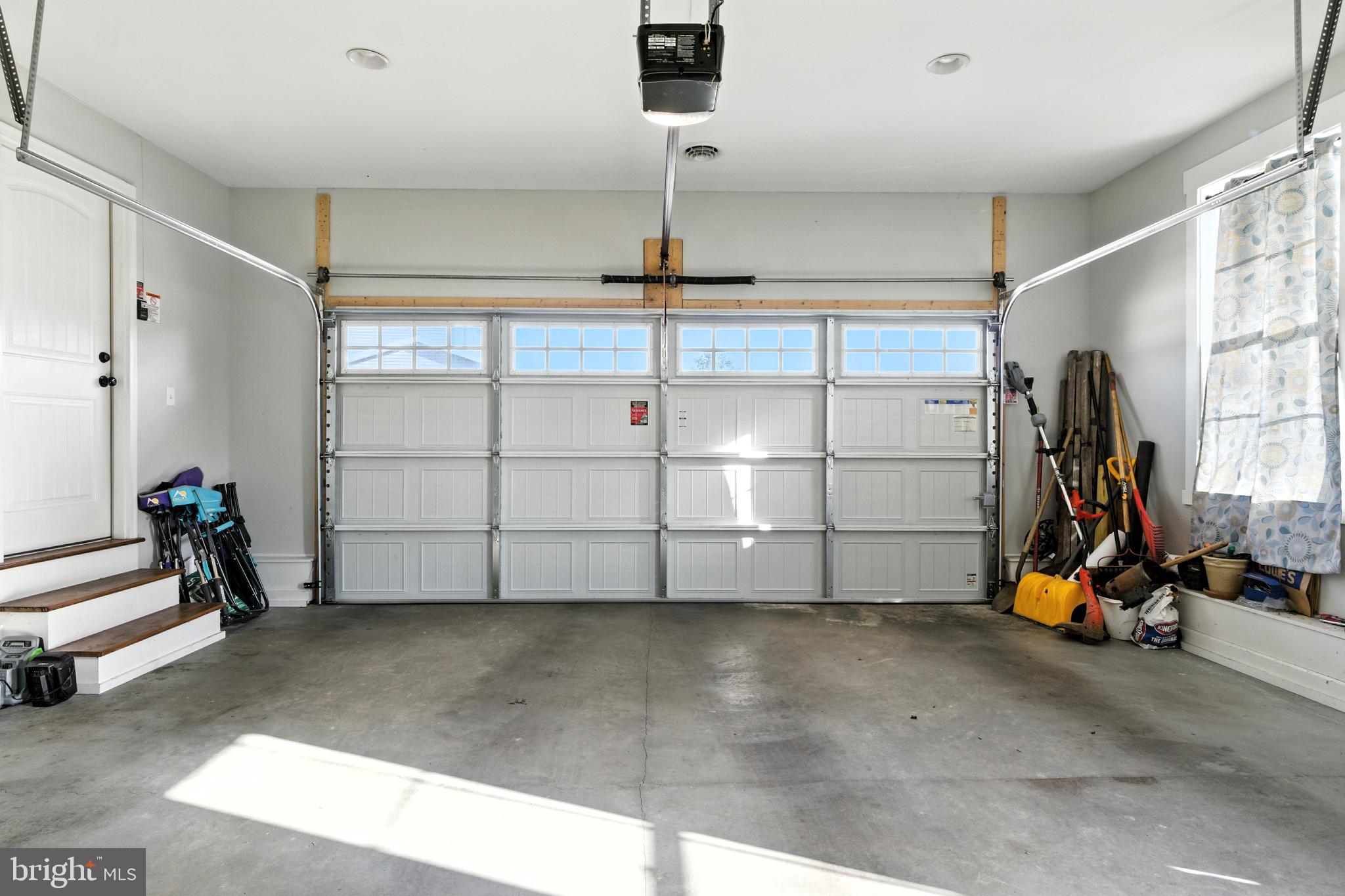 SALEM OVERLOOK - Residential