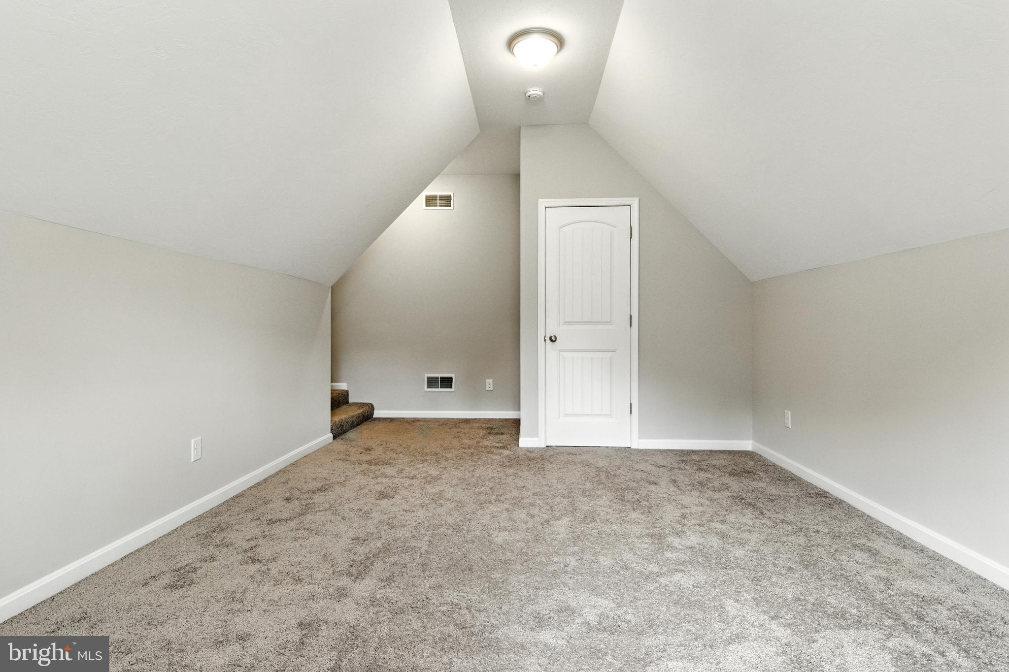 SALEM OVERLOOK - Residential