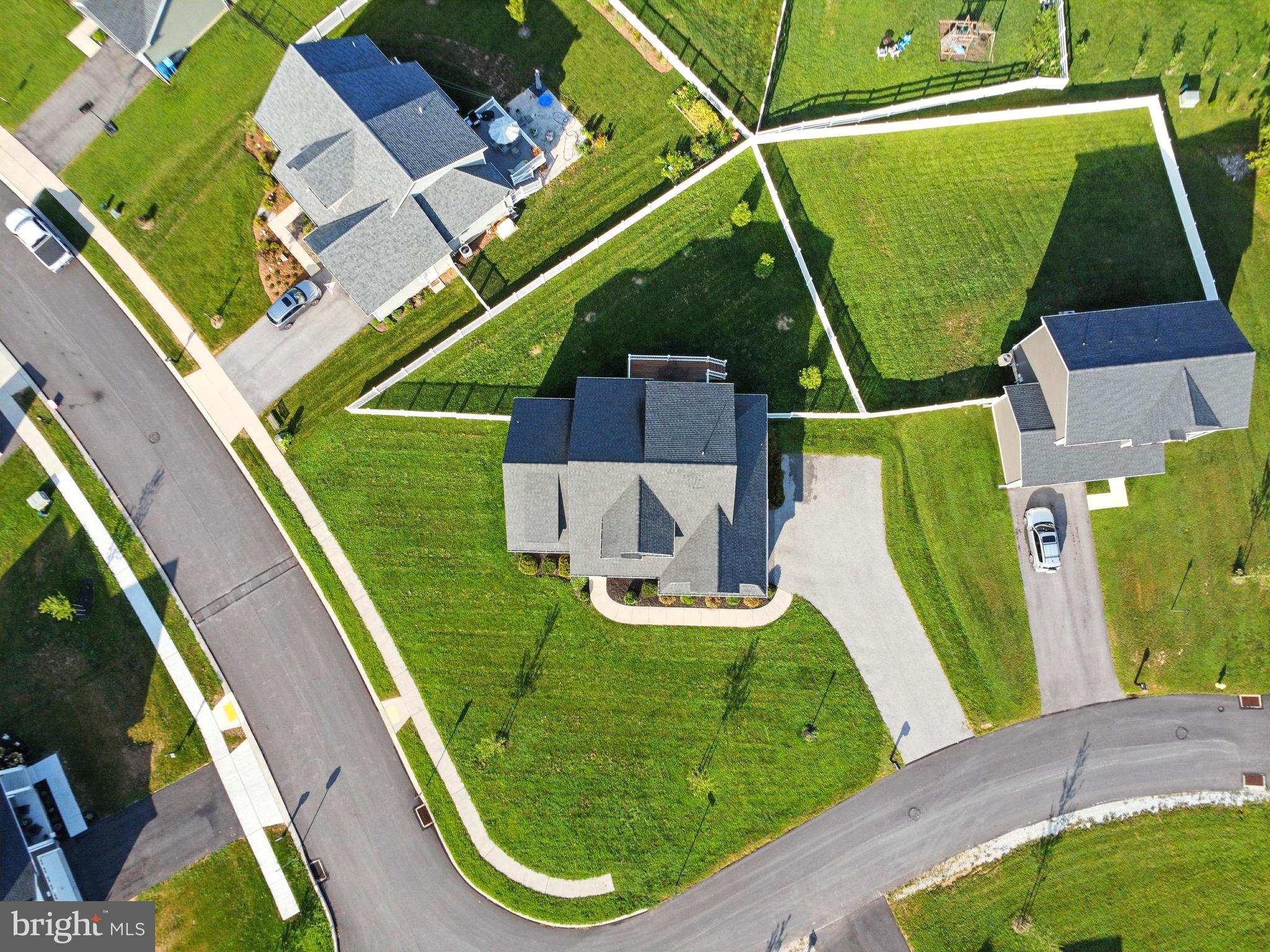 SALEM OVERLOOK - Residential