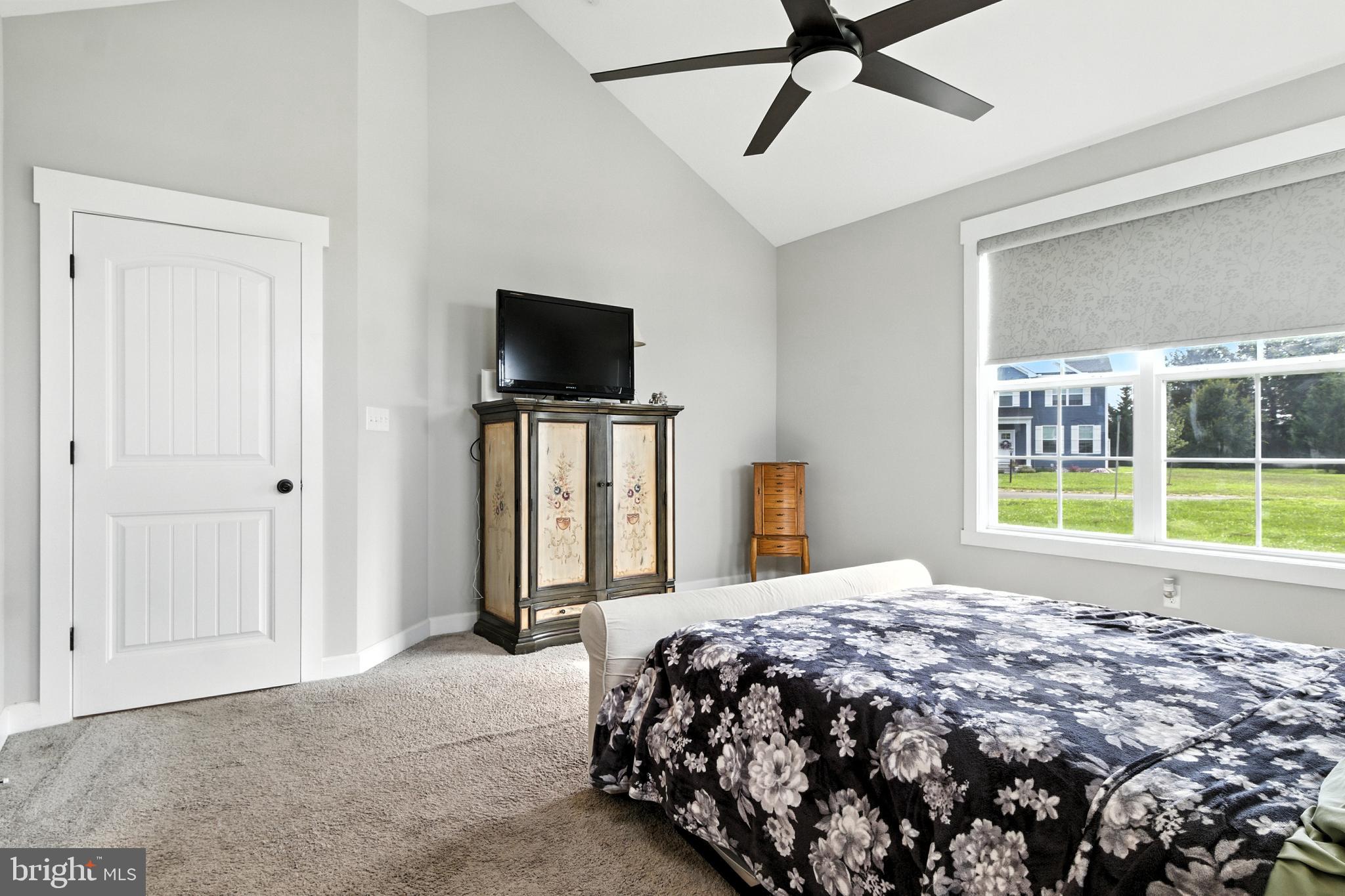 SALEM OVERLOOK - Residential