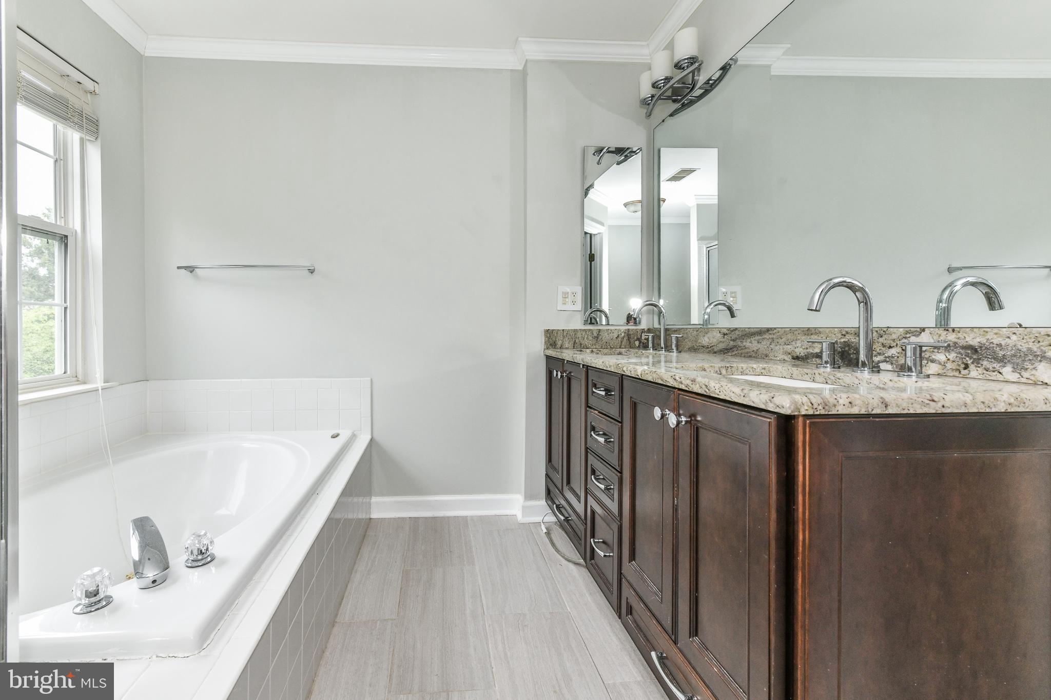 RIVERSIDE VILLAGES - Residential Lease