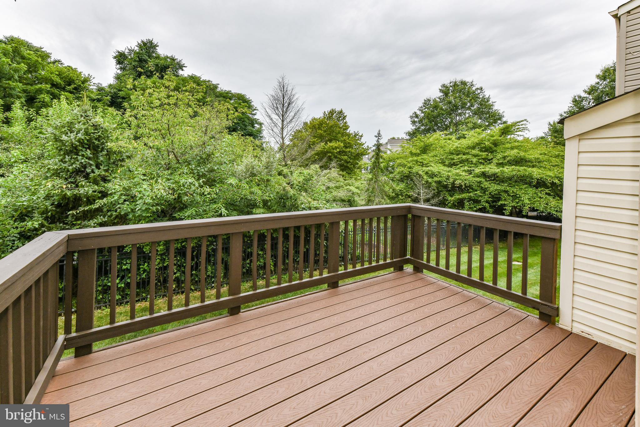 RIVERSIDE VILLAGES - Residential Lease