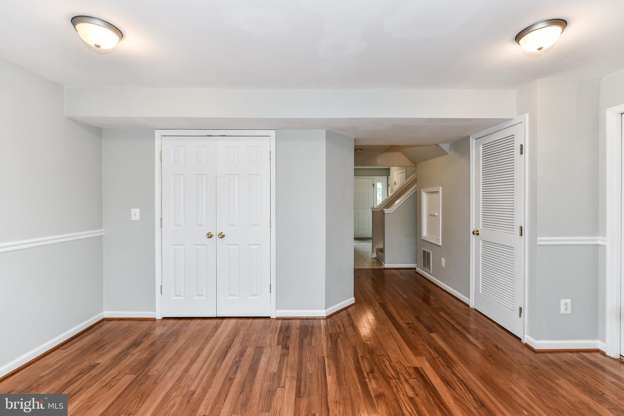 RIVERSIDE VILLAGES - Residential Lease