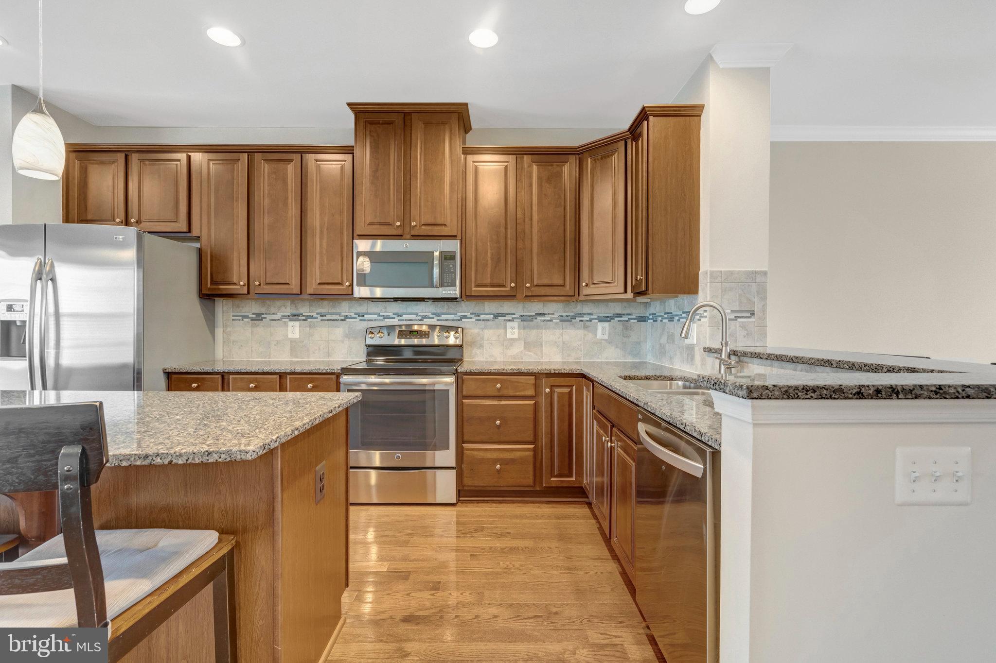 HEATHCOTE COMMONS CONDOMINIUMS - Residential