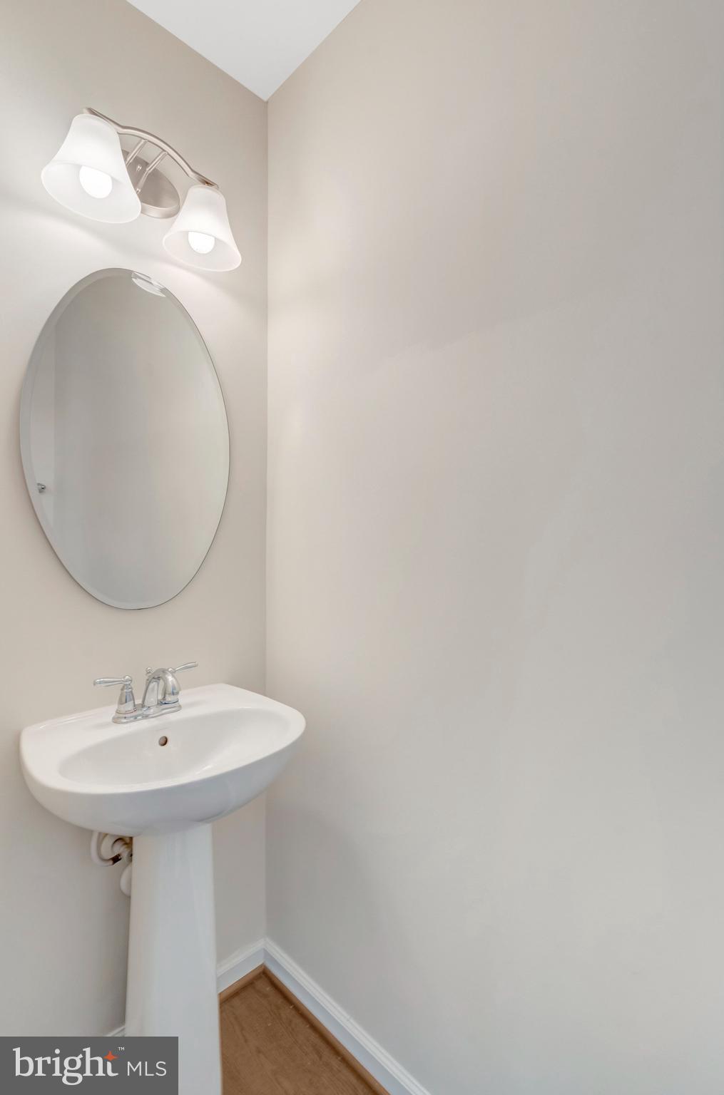 HEATHCOTE COMMONS CONDOMINIUMS - Residential