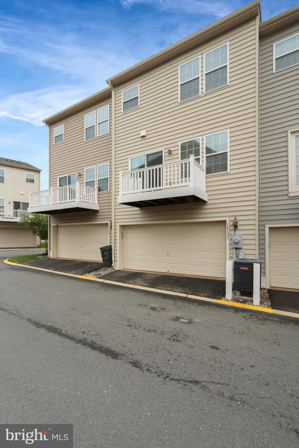 HEATHCOTE COMMONS CONDOMINIUMS - Residential