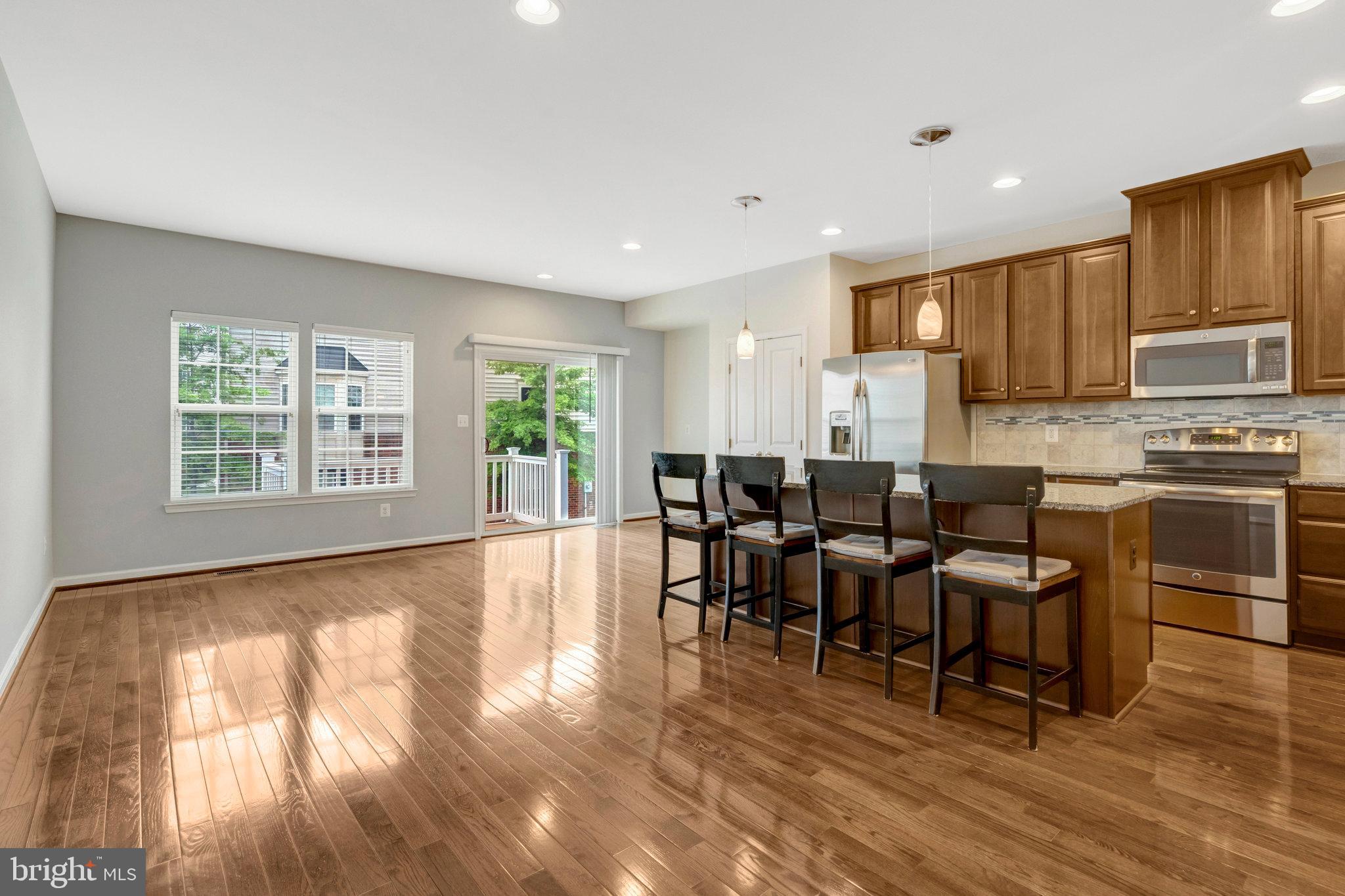 HEATHCOTE COMMONS CONDOMINIUMS - Residential