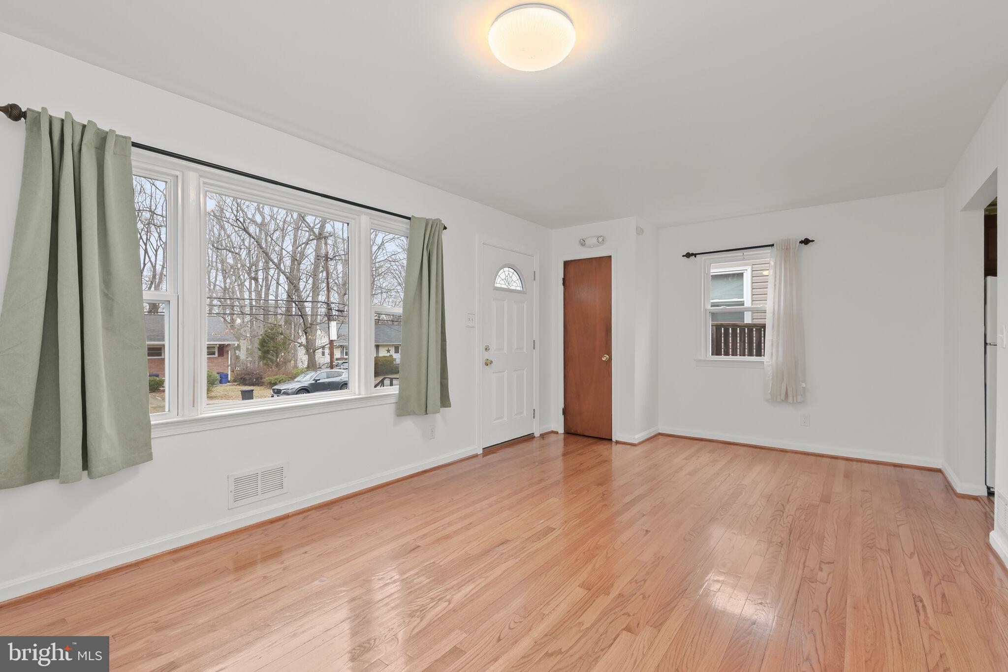 CHARLTON HEIGHTS - Residential