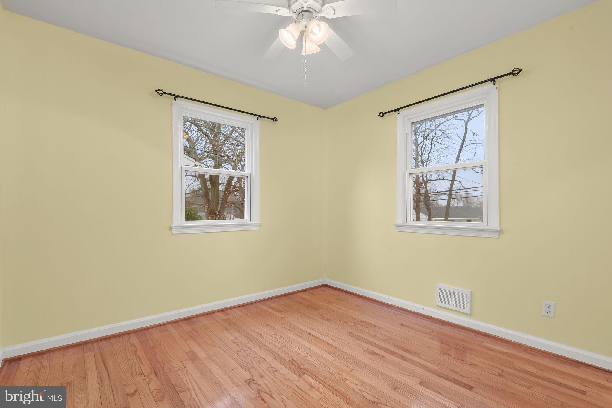 CHARLTON HEIGHTS - Residential