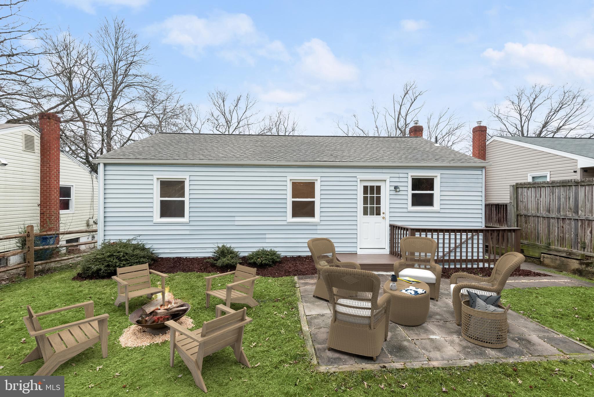 CHARLTON HEIGHTS - Residential