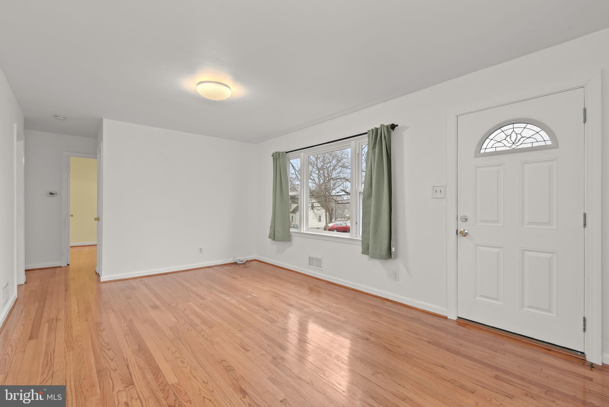 CHARLTON HEIGHTS - Residential