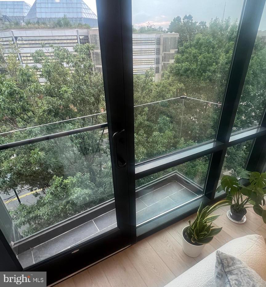 4111 CONNECTICUT NW 502