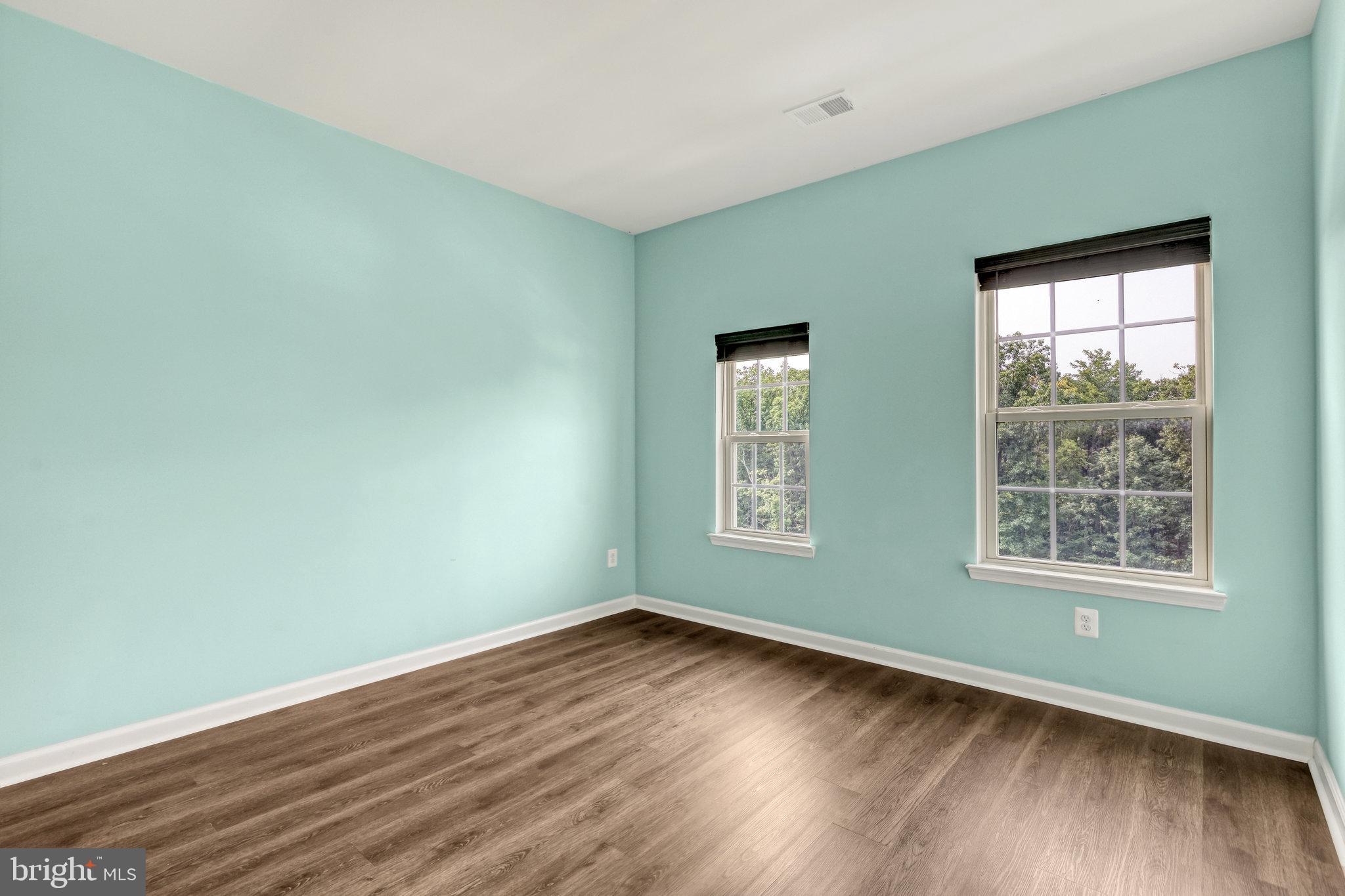 VIRGINIA MANOR CONDOMINIUM - Residential