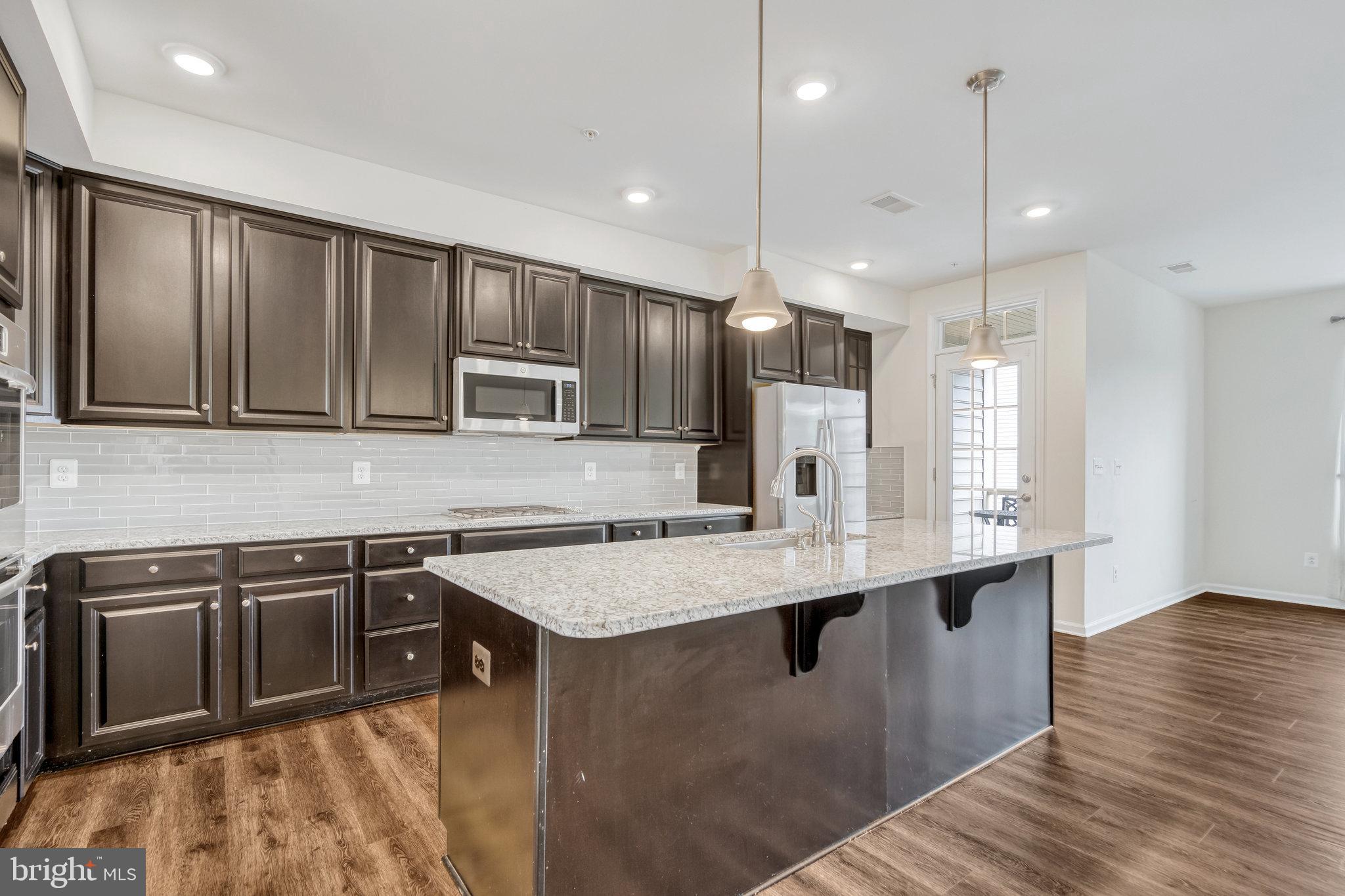 VIRGINIA MANOR CONDOMINIUM - Residential