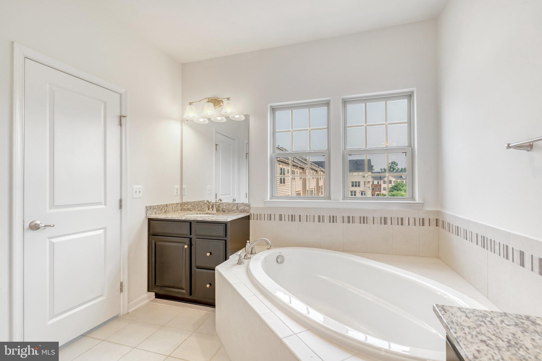 VIRGINIA MANOR CONDOMINIUM - Residential