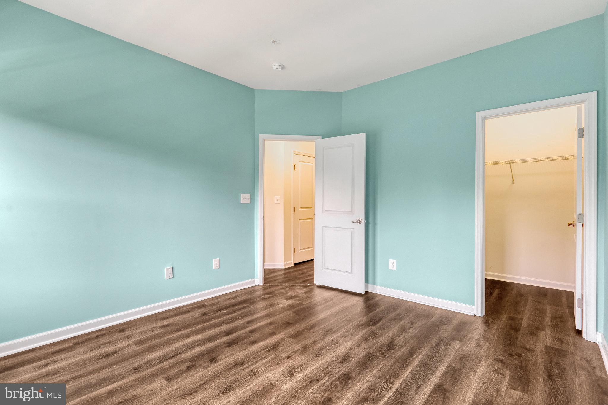 VIRGINIA MANOR CONDOMINIUM - Residential