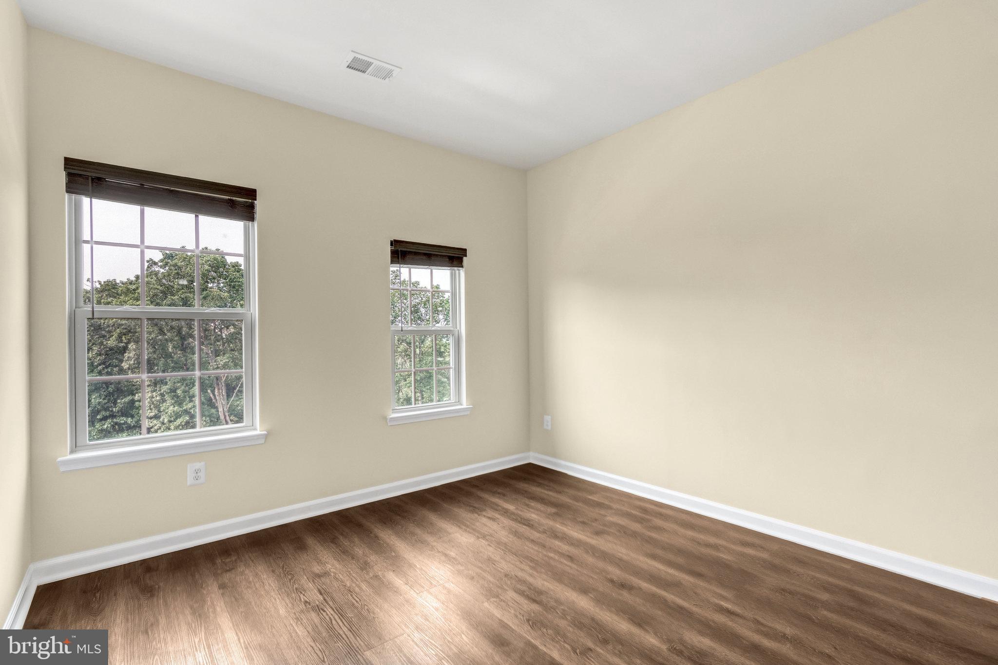 VIRGINIA MANOR CONDOMINIUM - Residential