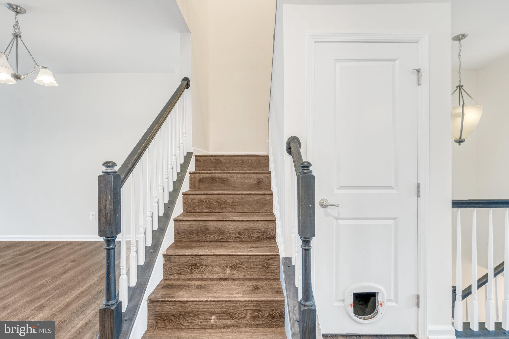 VIRGINIA MANOR CONDOMINIUM - Residential