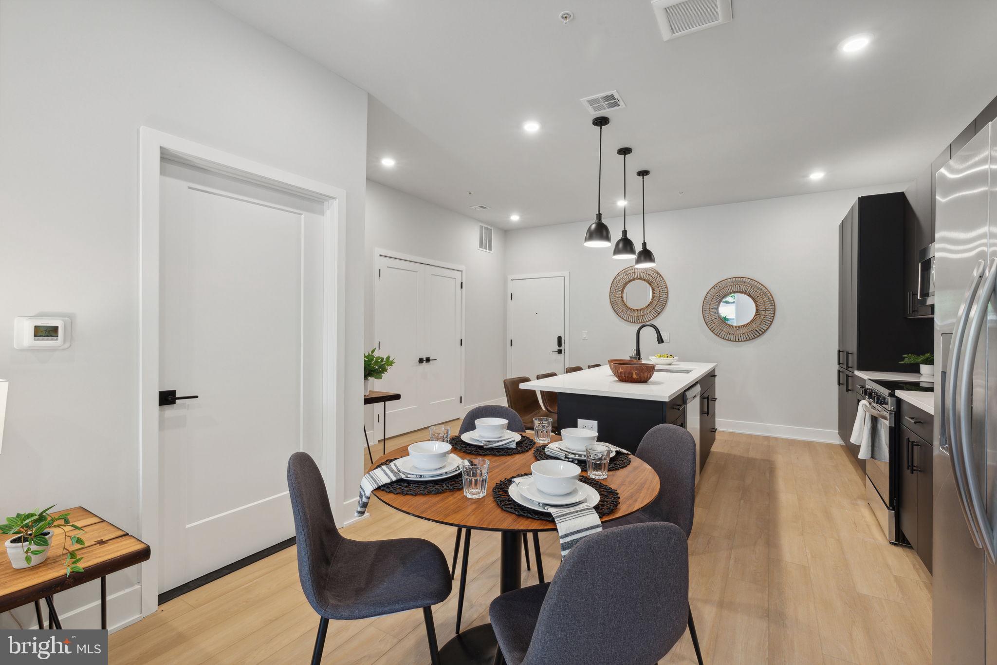 ROXBOROUGH - Residential Lease