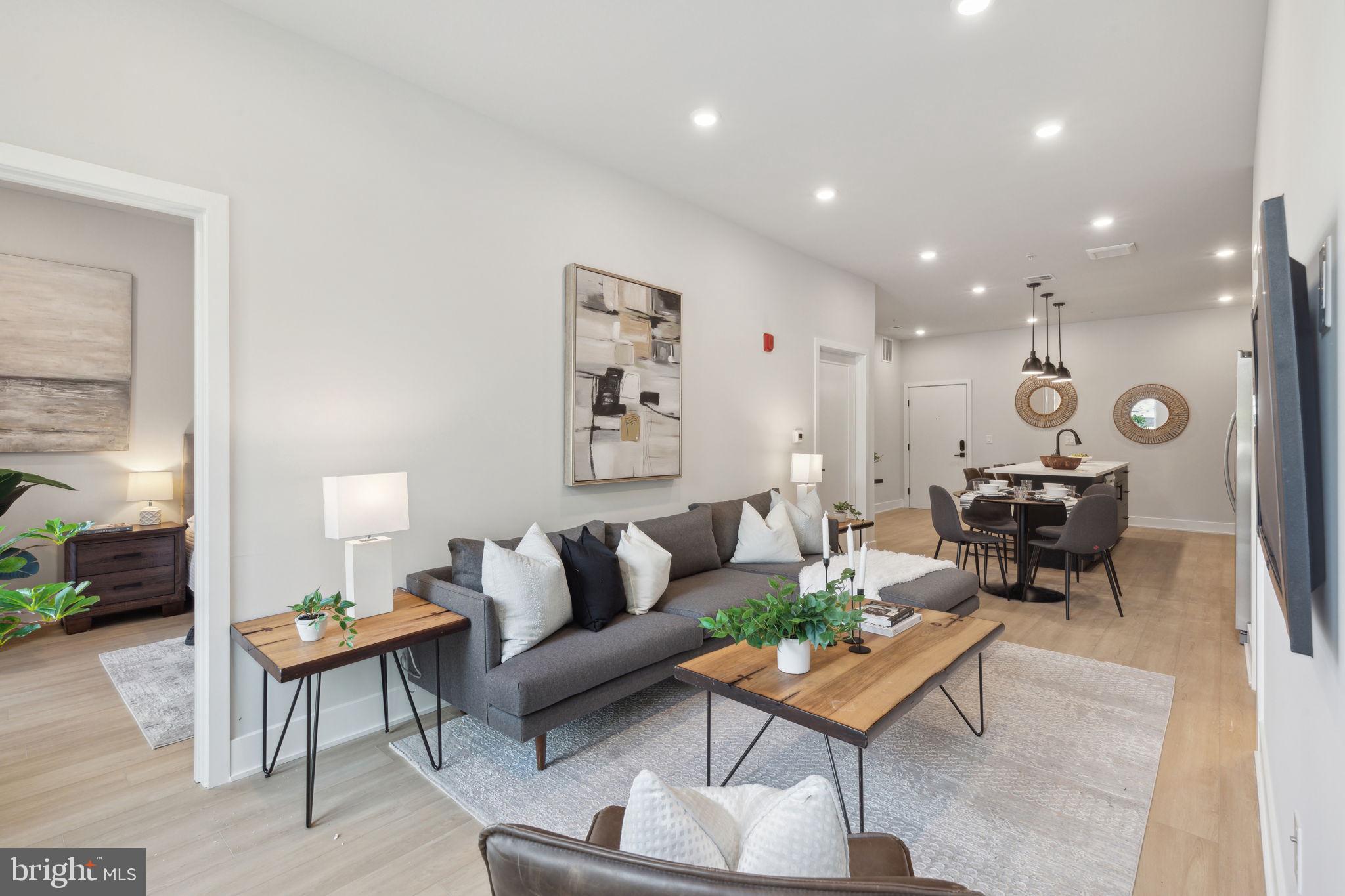 ROXBOROUGH - Residential Lease