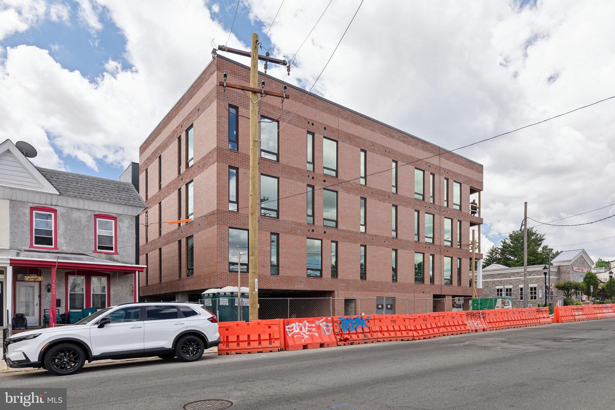 ROXBOROUGH - Residential Lease