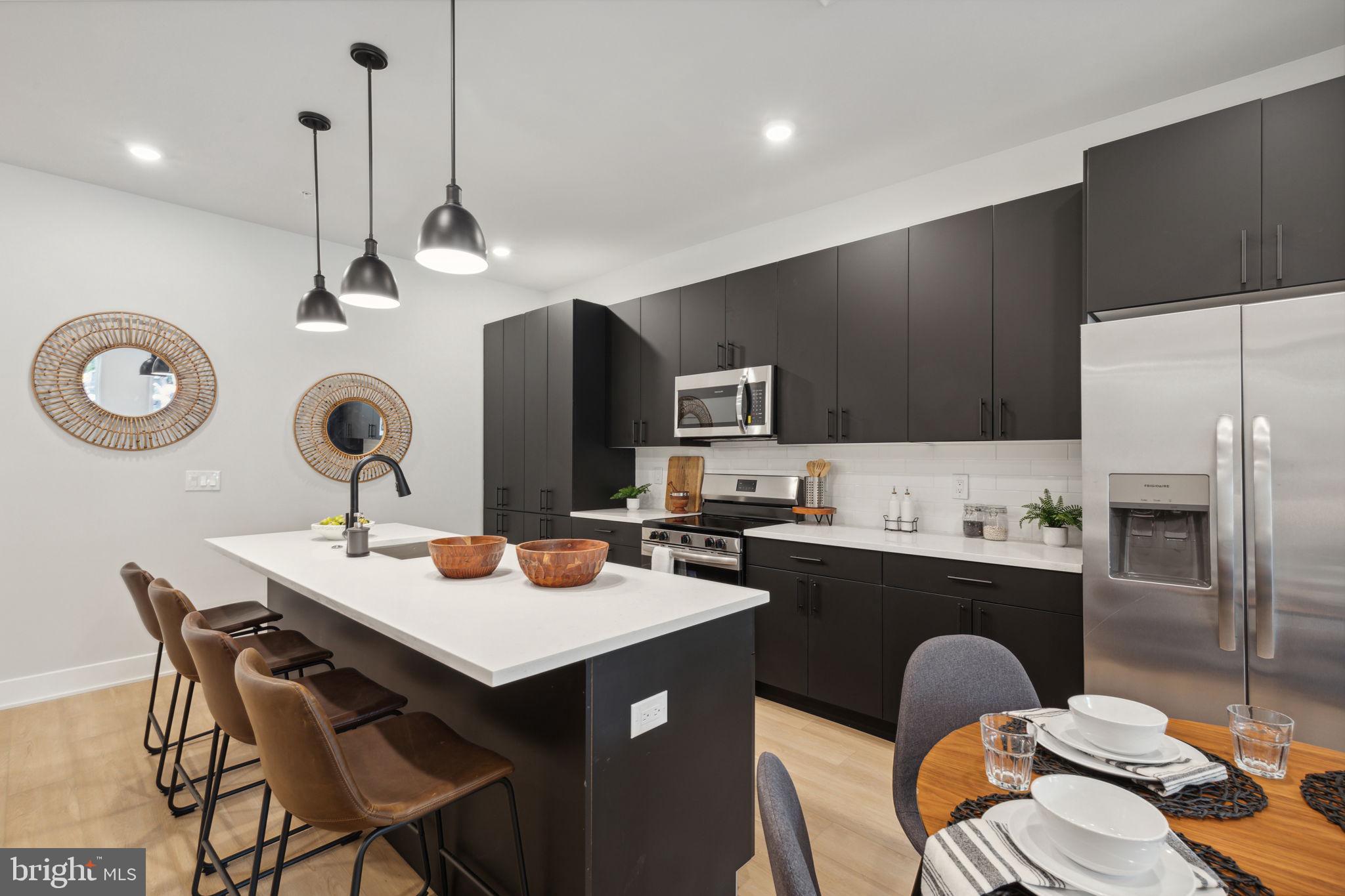 ROXBOROUGH - Residential Lease