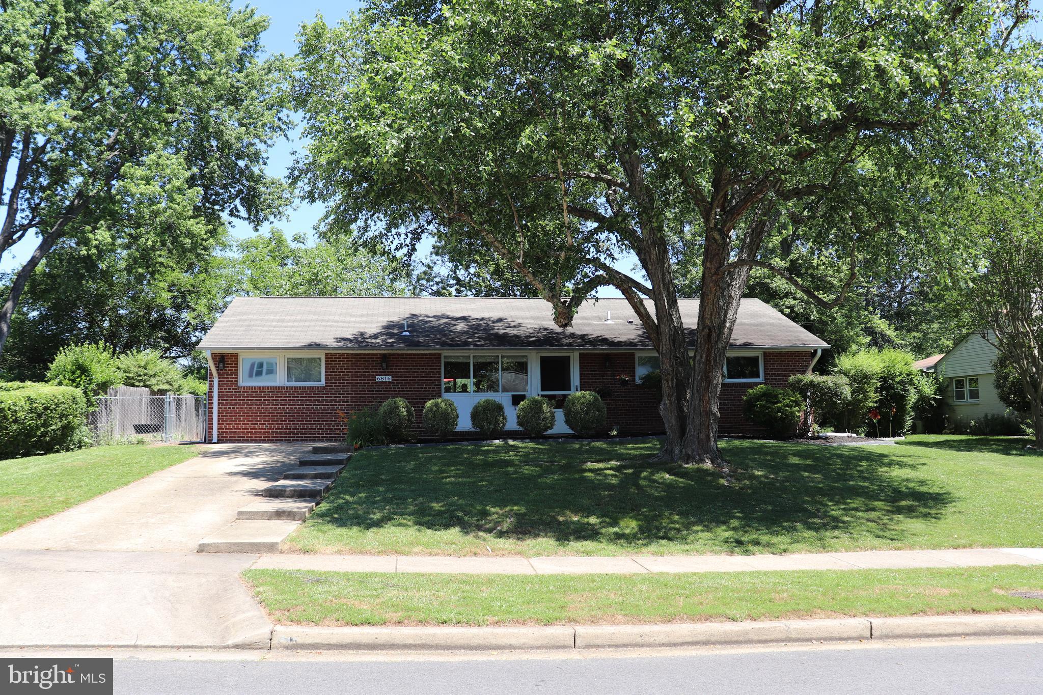 EDSALL PARK - Residential