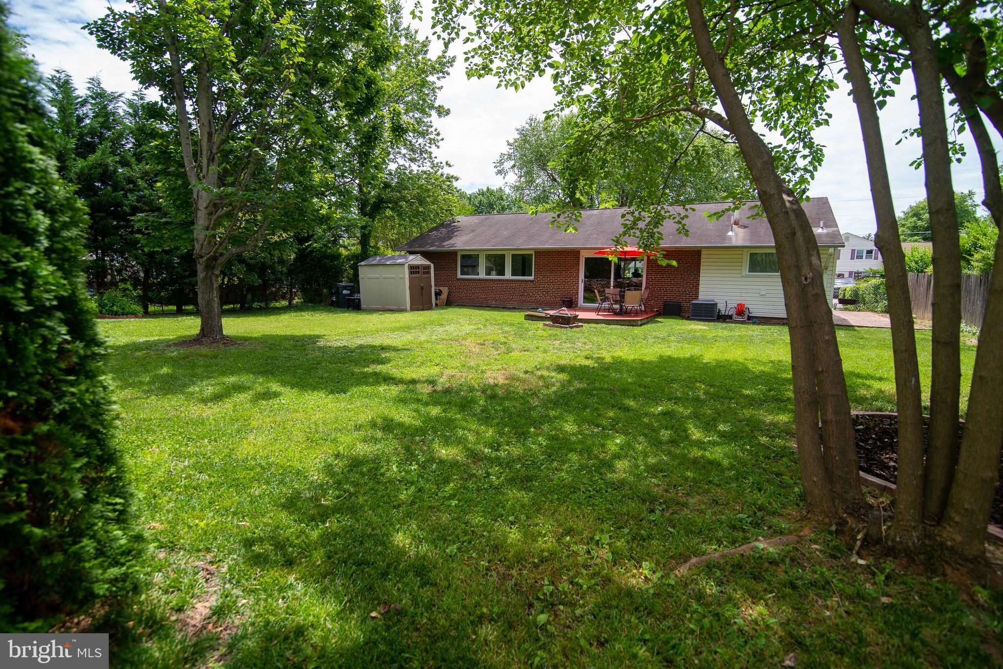 EDSALL PARK - Residential