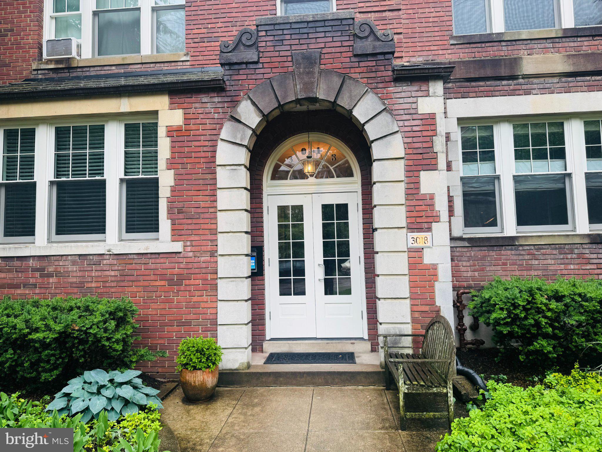 3018 PORTER STREET NW 201