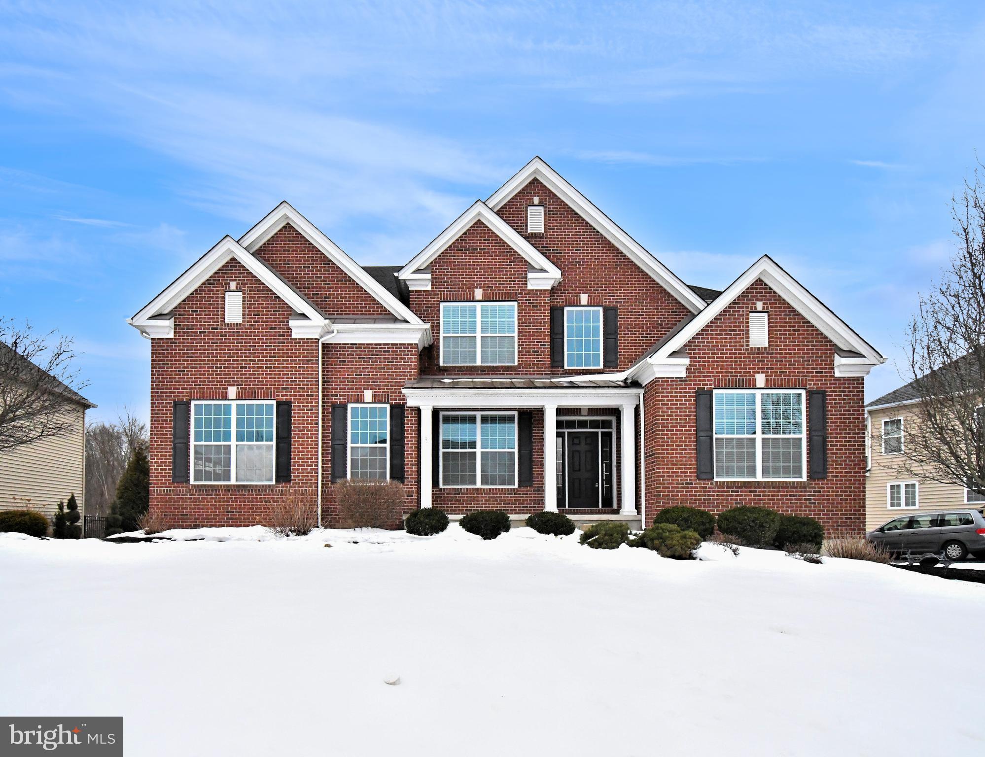 WARRINGTON GLEN - Residential